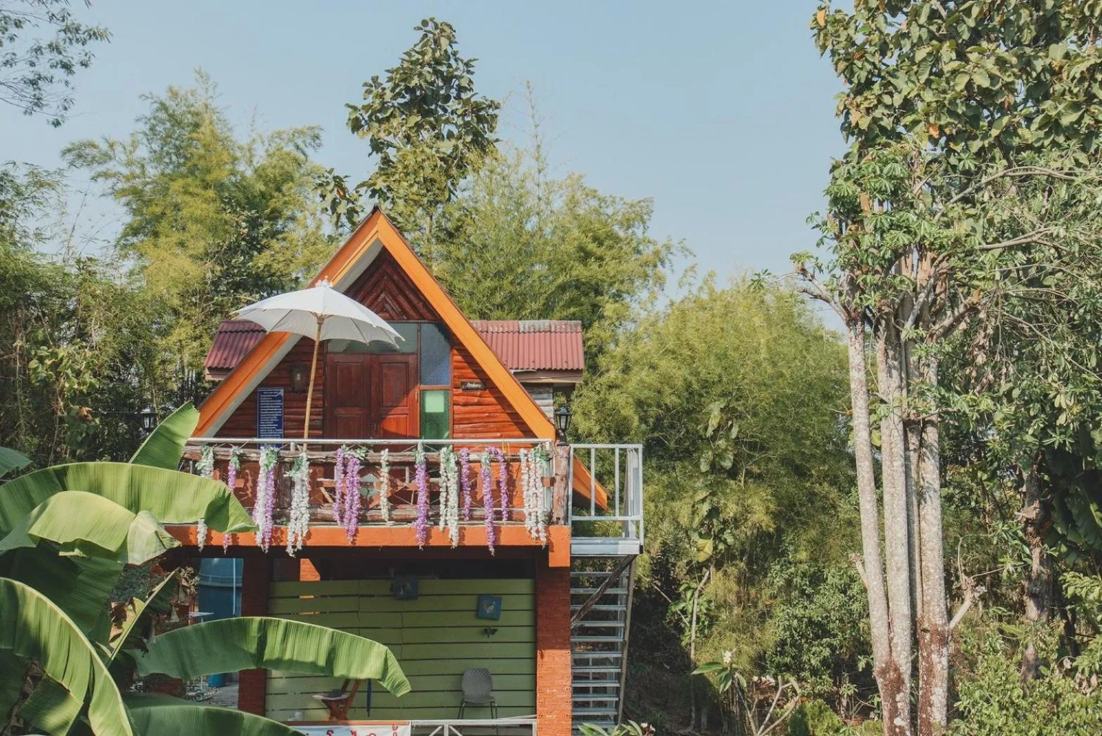 Property building in Baansuan Chomchun