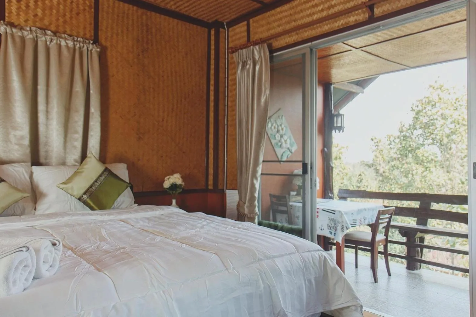 Bedroom, Bed in Baansuan Chomchun