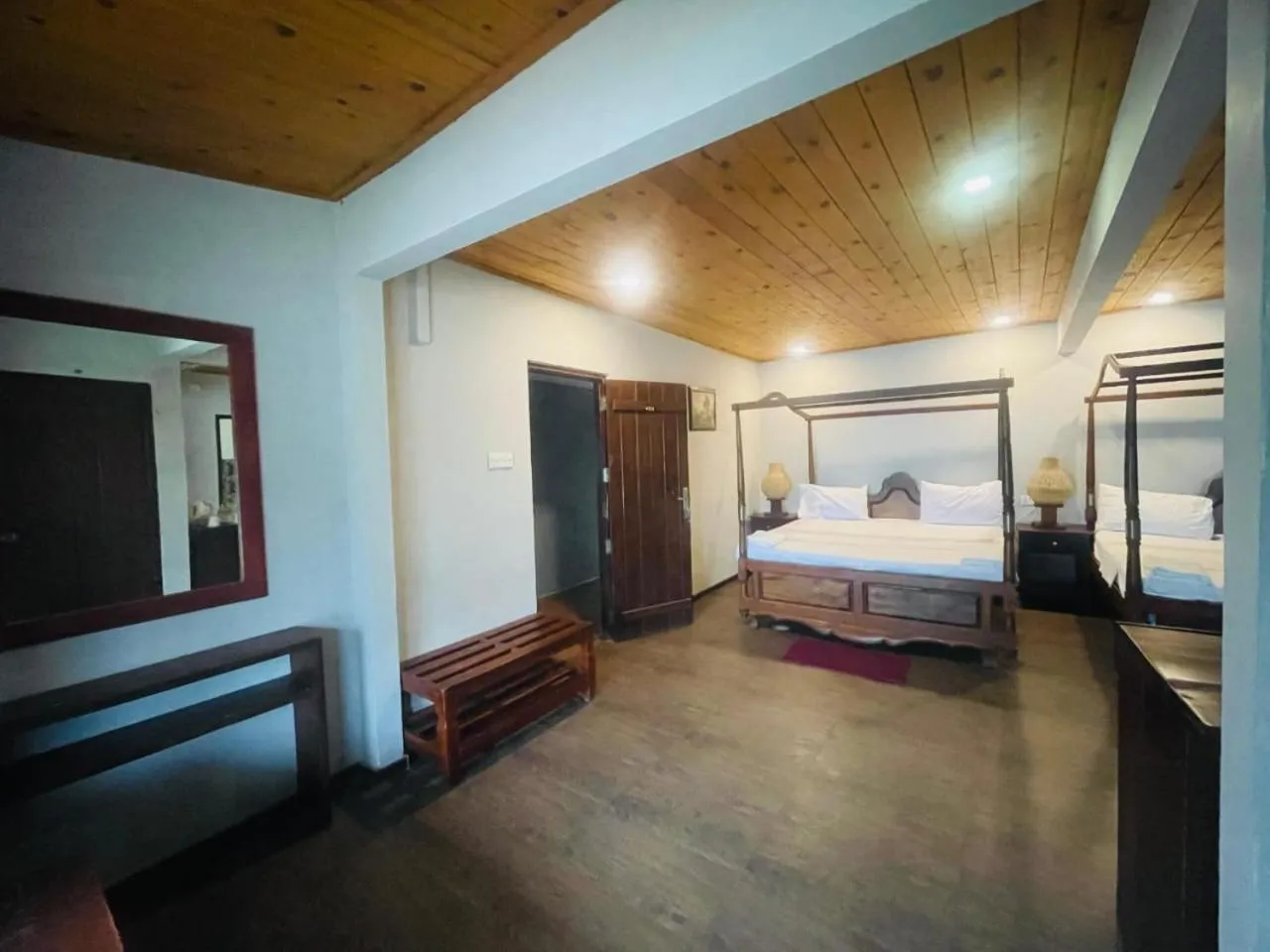 Family Room with Side Sea View in Suncoast Beach Hotel