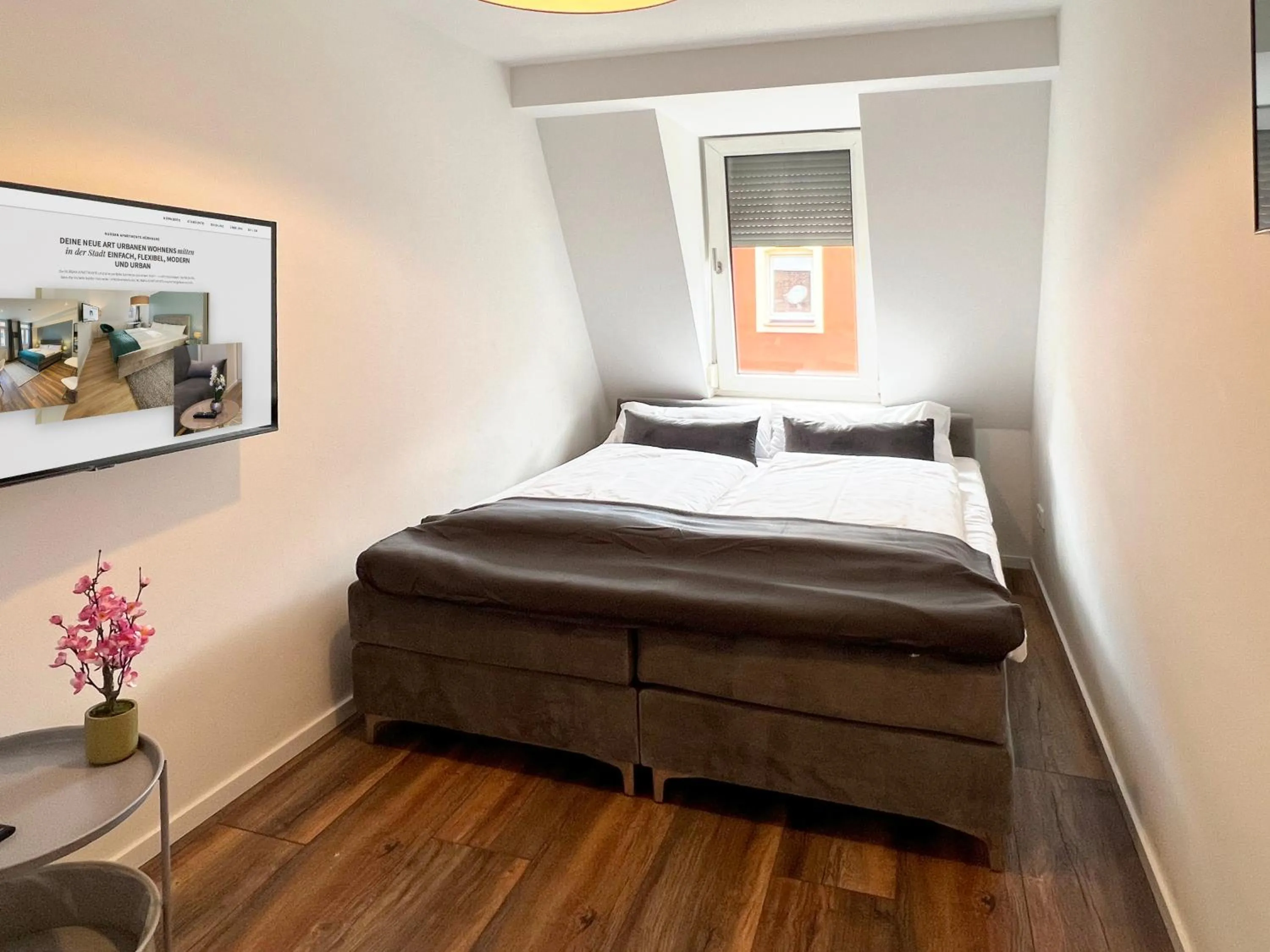 Bedroom, Bed in Nurban Apartments GoHo