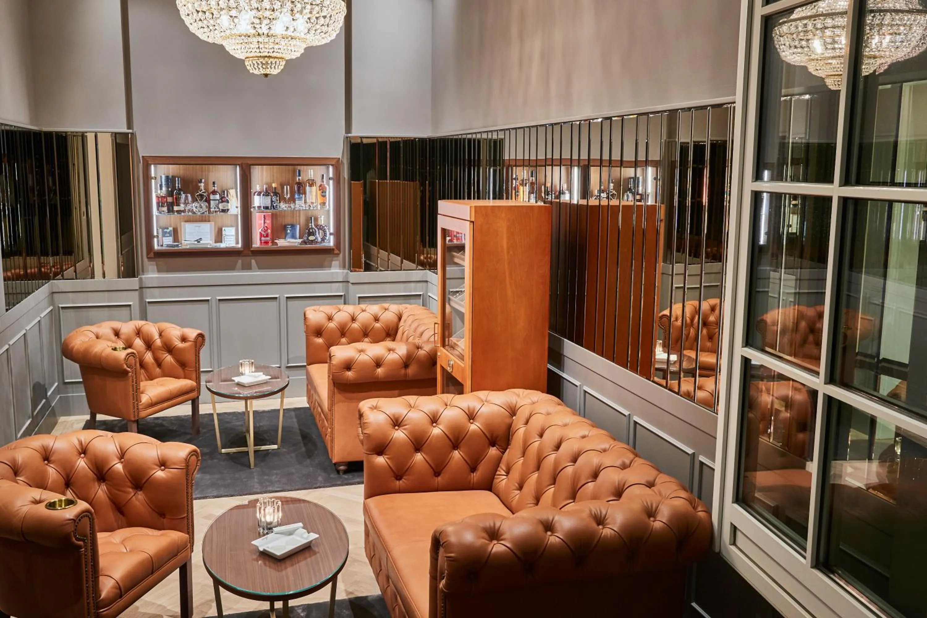 Lounge or bar in Steigenberger ICON Grandhotel & Spa Petersberg