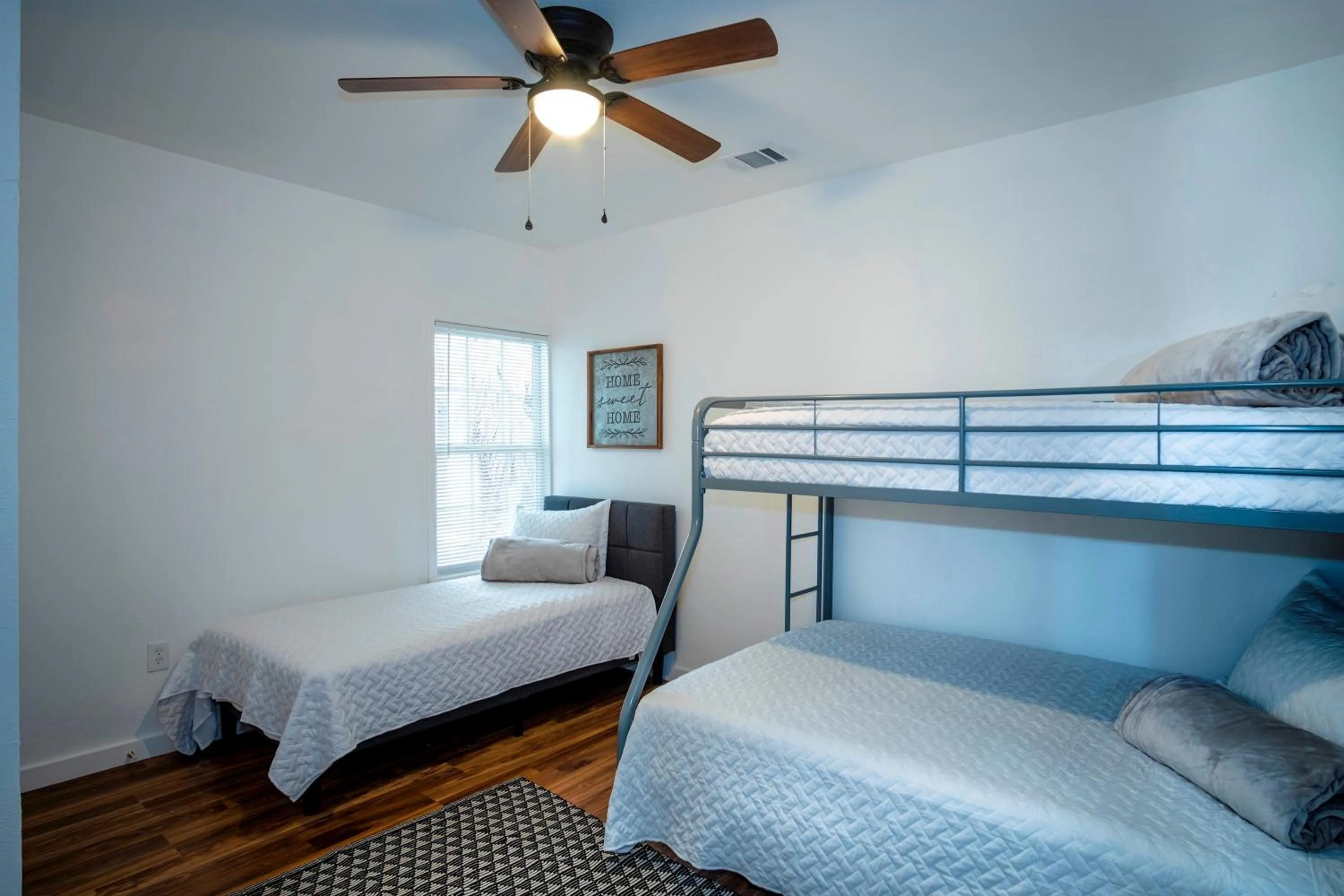bunk bed, Bed in Downtown View Cozy 2BR1BA Home Sleeps 8