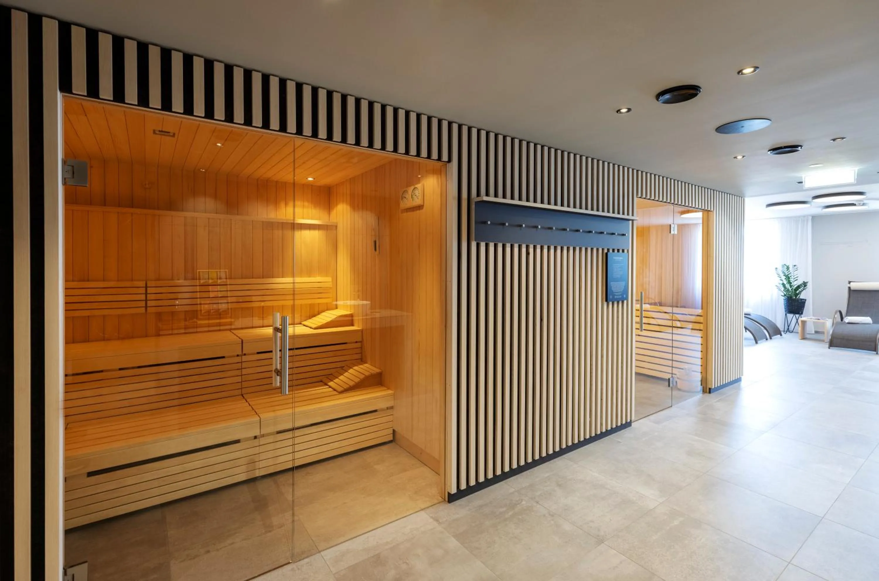 Spa and wellness centre/facilities in JUFA Hotel Laterns - Klangholzhus