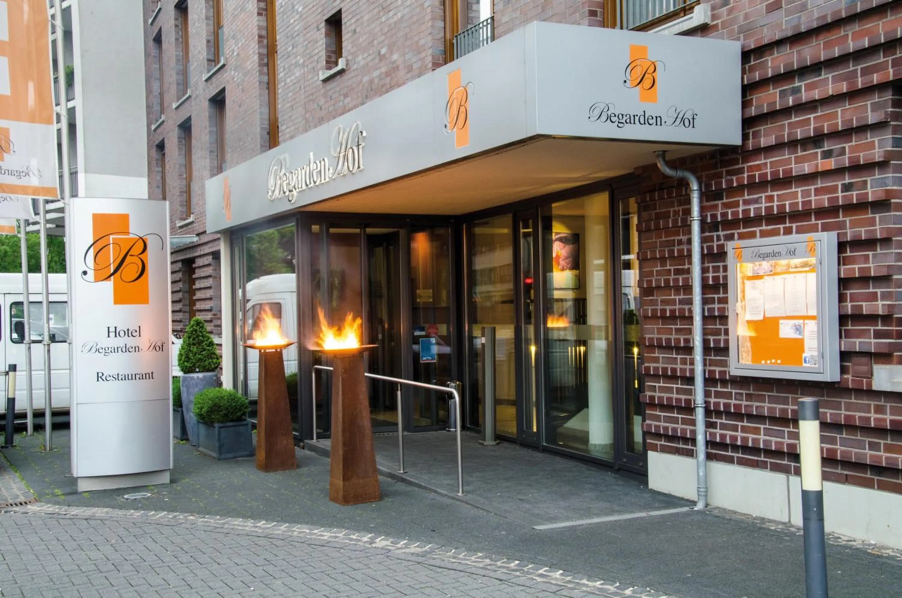 Facade/entrance in Hotel Begardenhof
