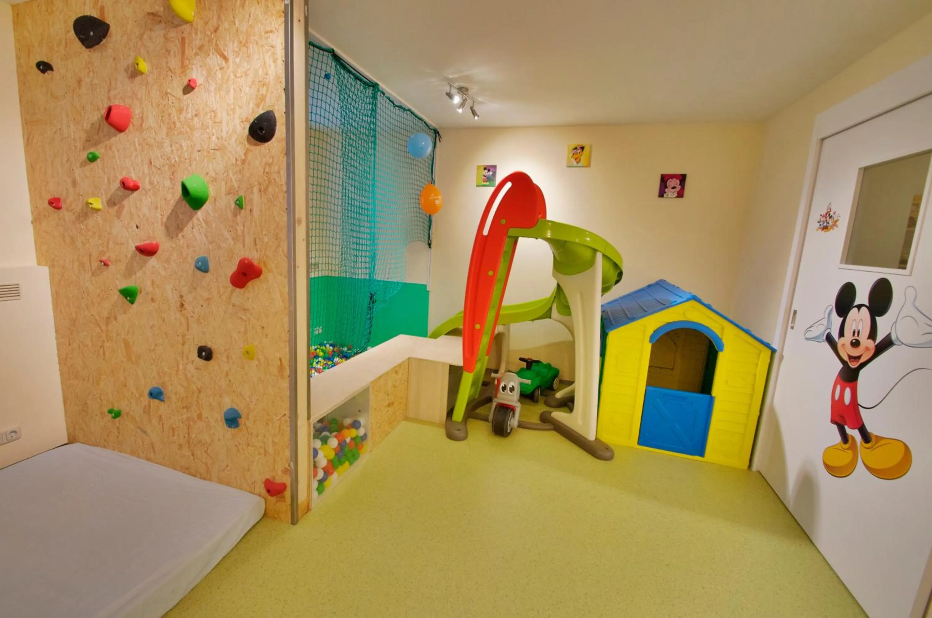 Game Room in Hotel Ferienhaus Fux