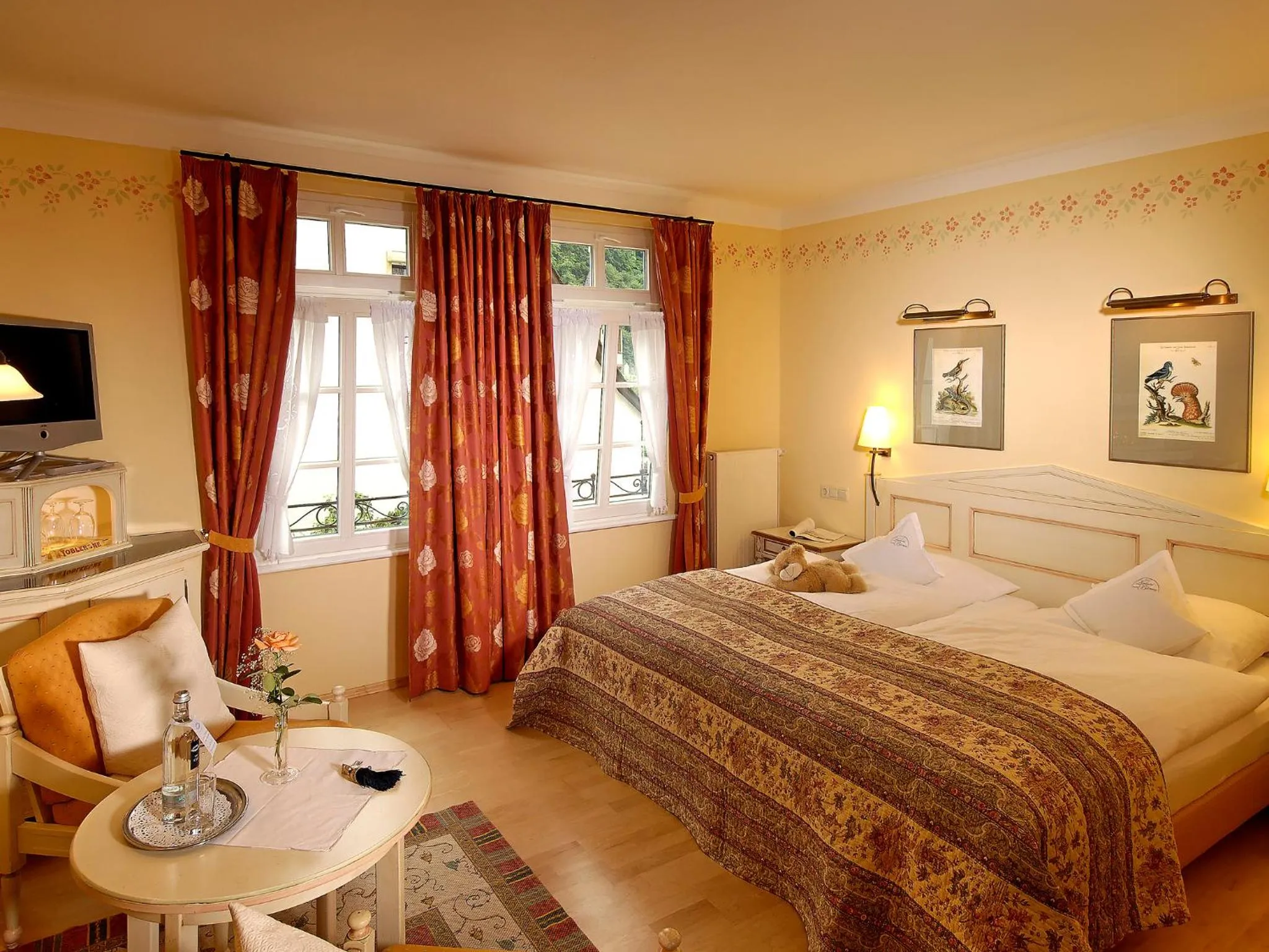 Photo of the whole room, Bed in Landhotel Zum Bären