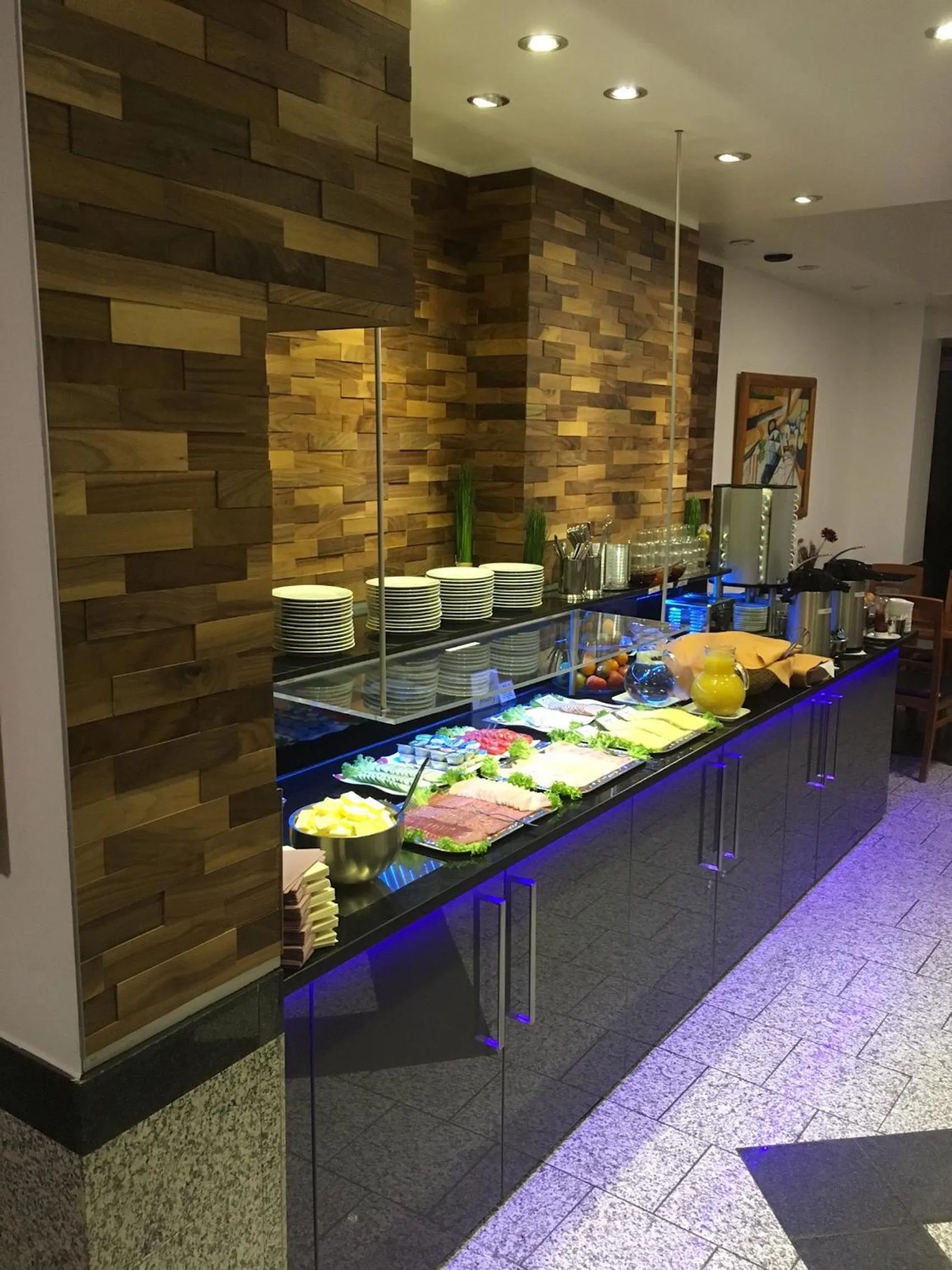 Buffet breakfast in Breslauer Hof Am Dom