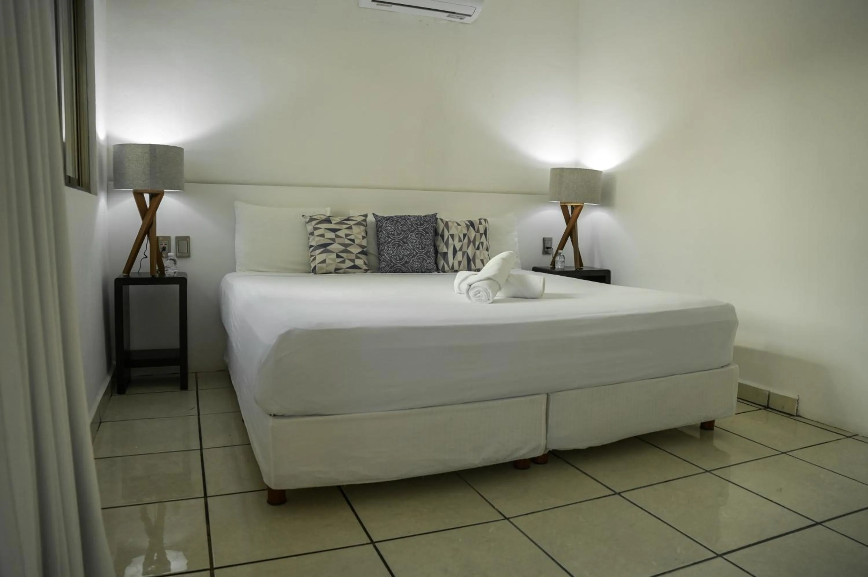 Bedroom, Bed in Kinta Kan Cabañas Hotel Playa del Carmen