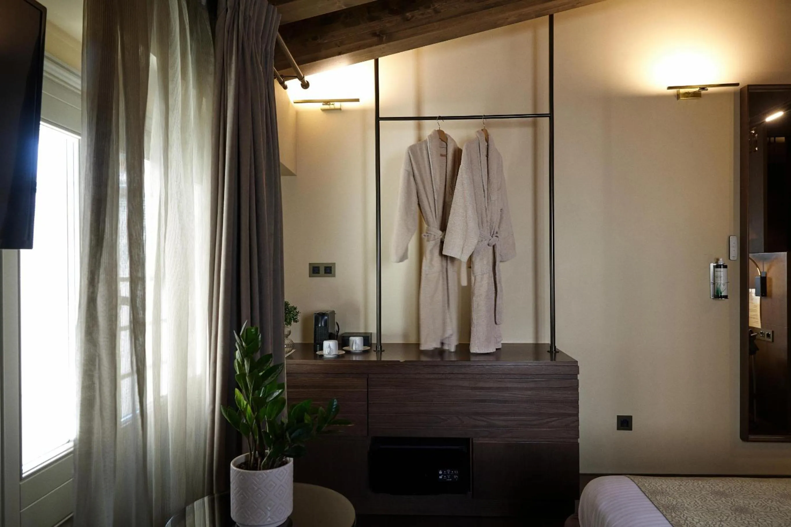 Bedroom in Athens 1890 Hotel & Spa