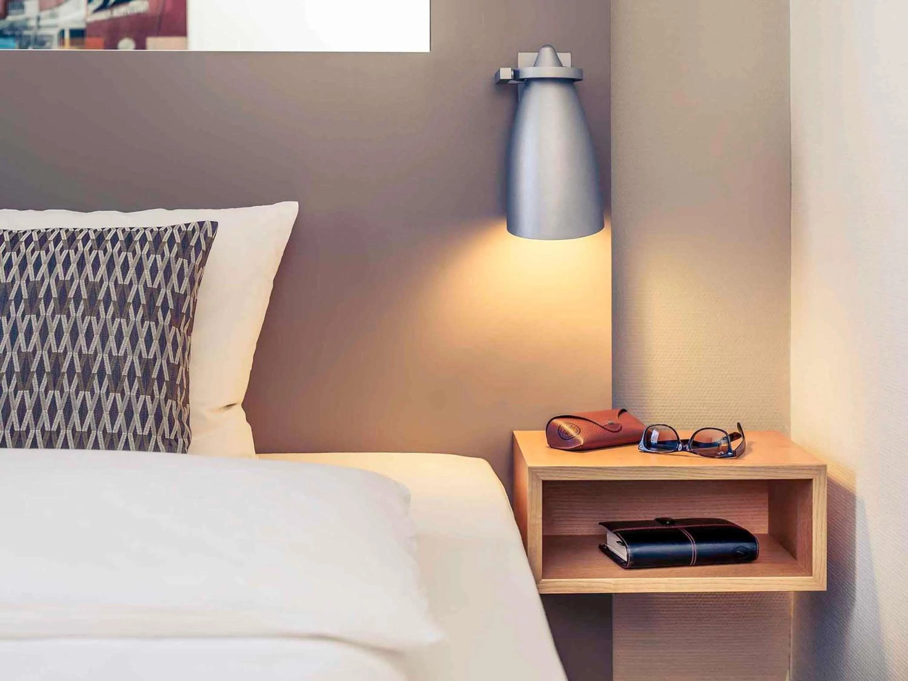 Bedroom, Bed in Mercure Hotel Düsseldorf City Nord