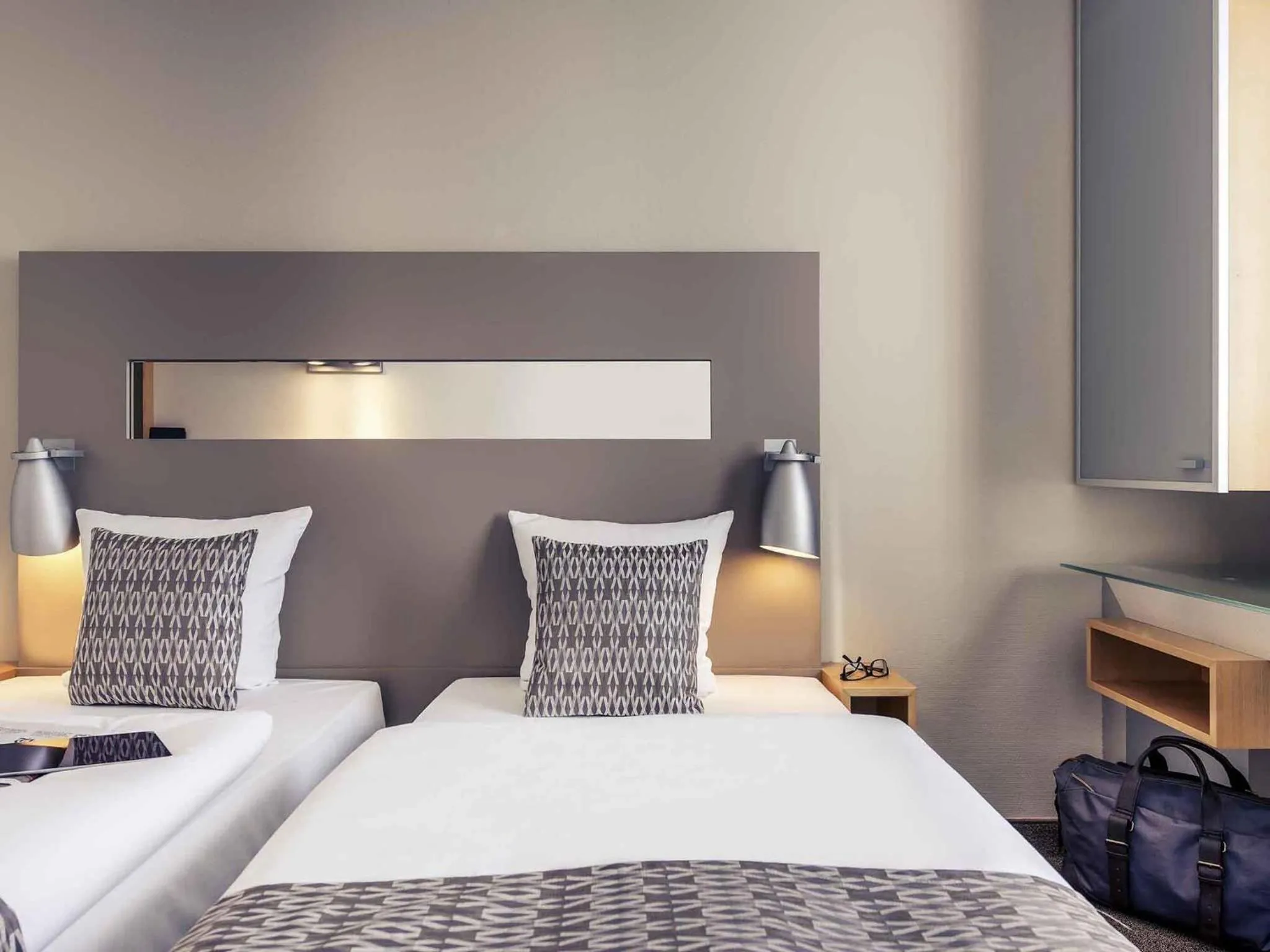 Bedroom, Bed in Mercure Hotel Düsseldorf City Nord