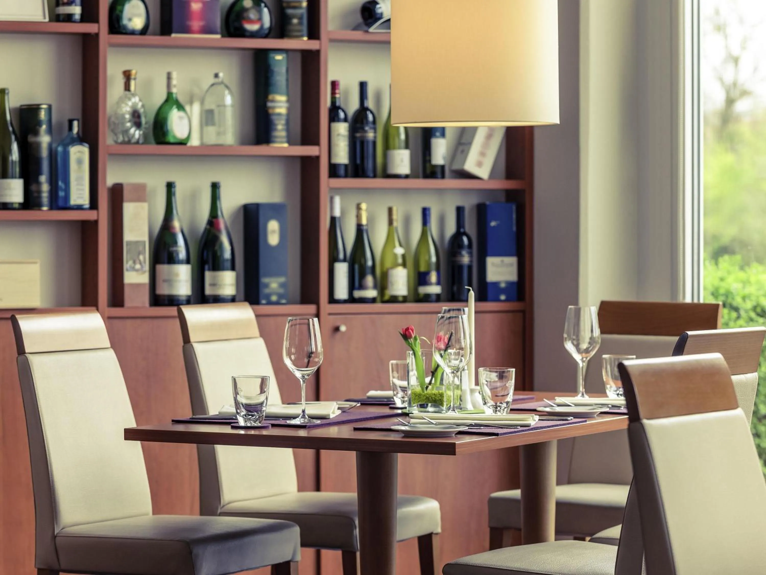 Restaurant/places to eat in Mercure Hotel Schweinfurt Maininsel