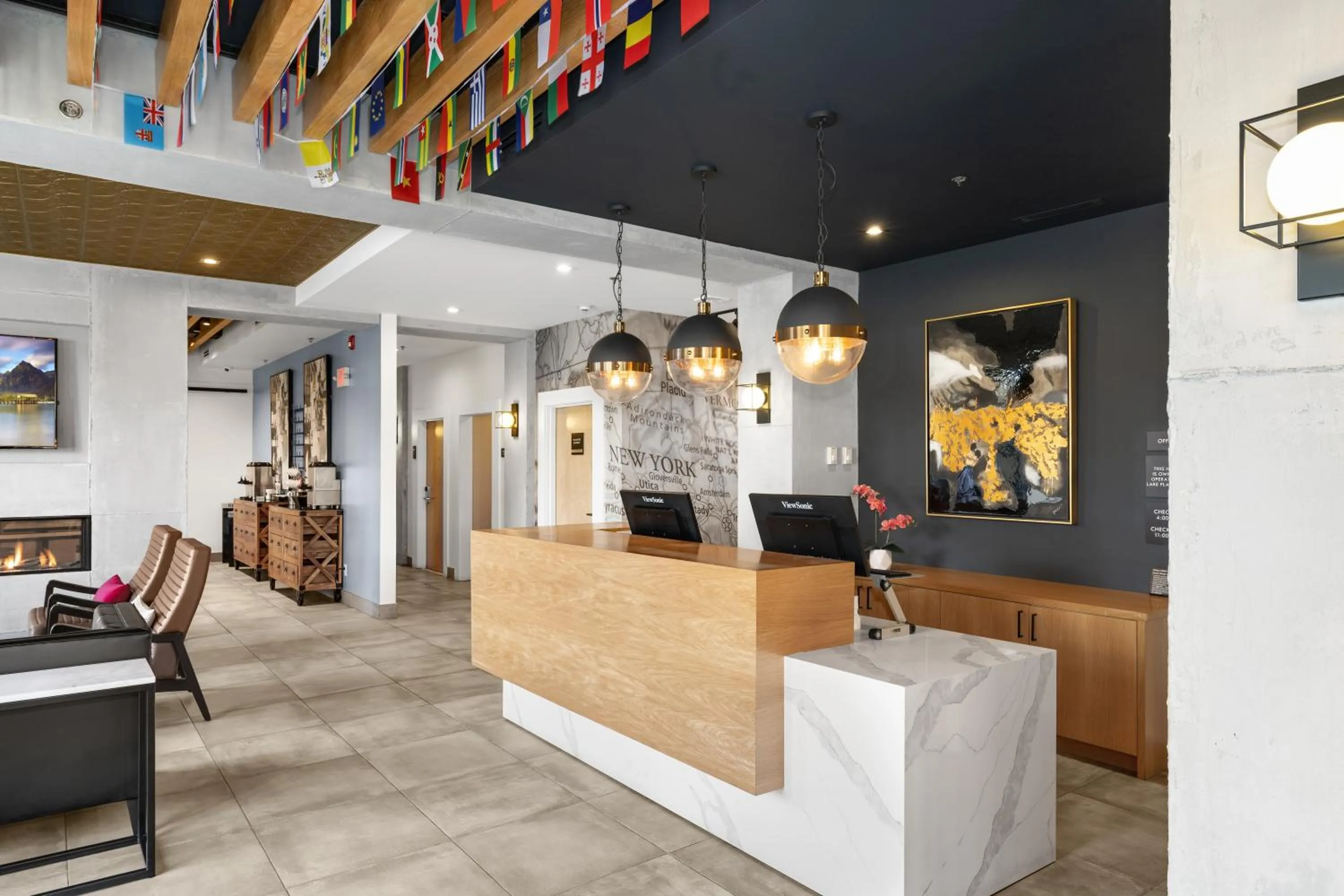 Lobby or reception in Lake Placid Inn Boutique Hotel