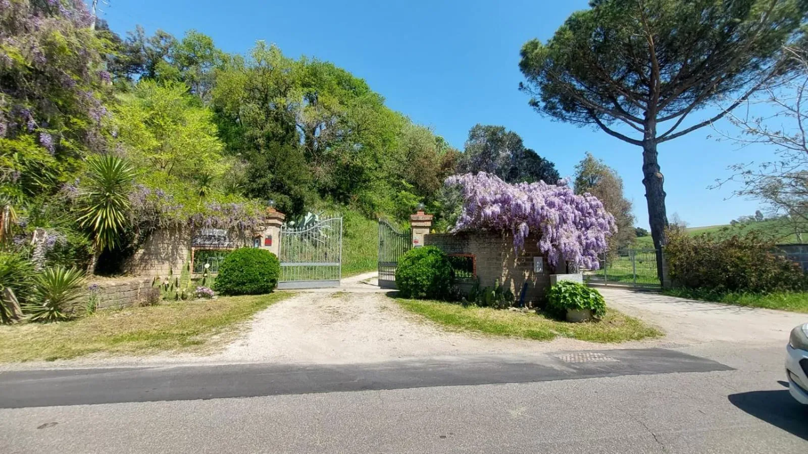 Property building in Il Casale Del Sogno