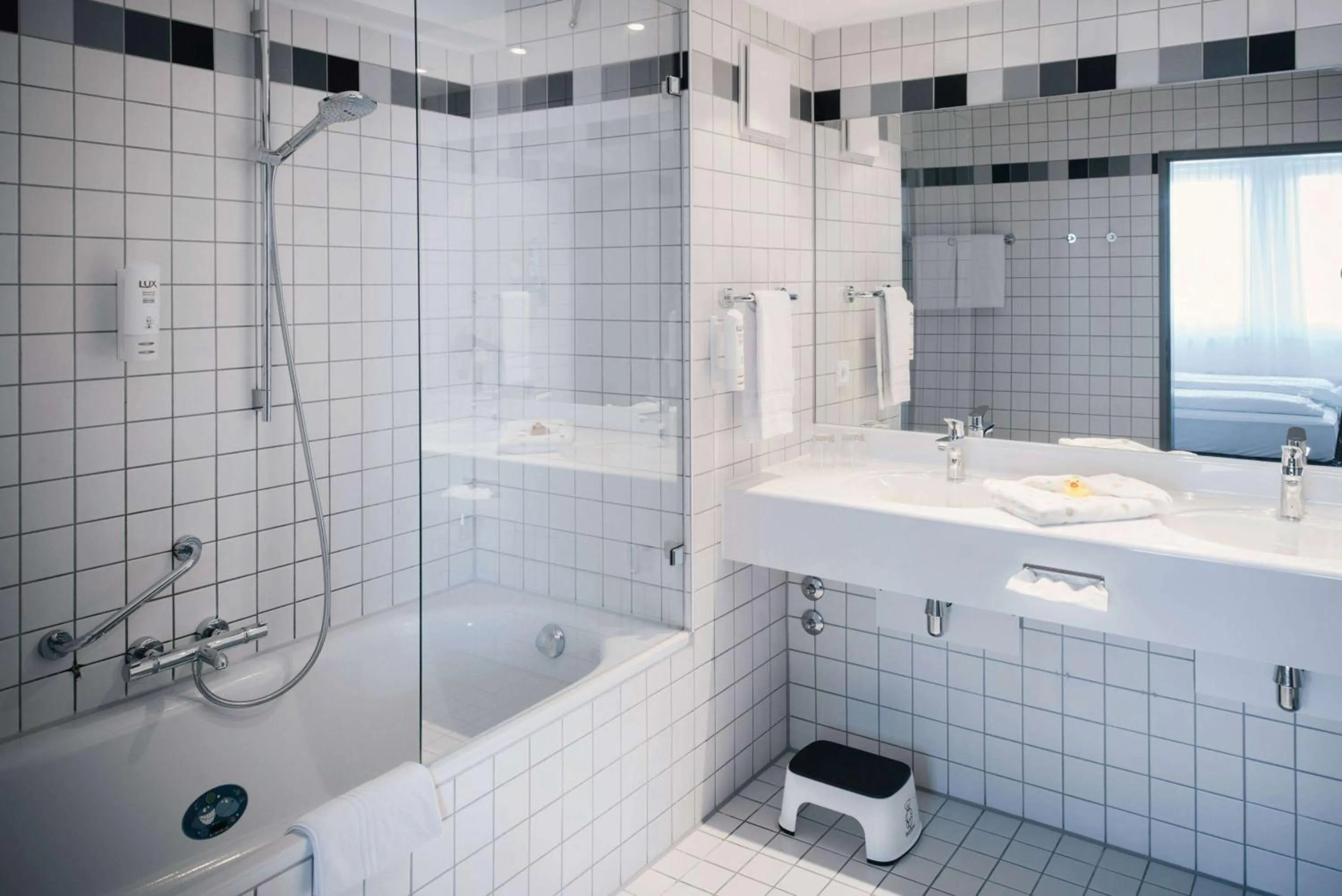 Shower in Vienna House Easy by Wyndham Günzburg