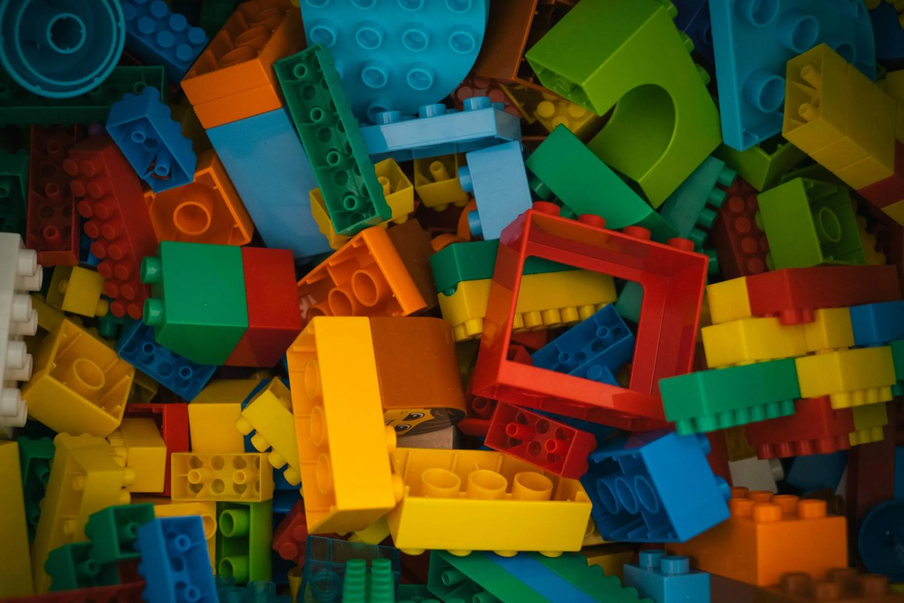 Decorative detail in Vienna House Easy by Wyndham Günzburg