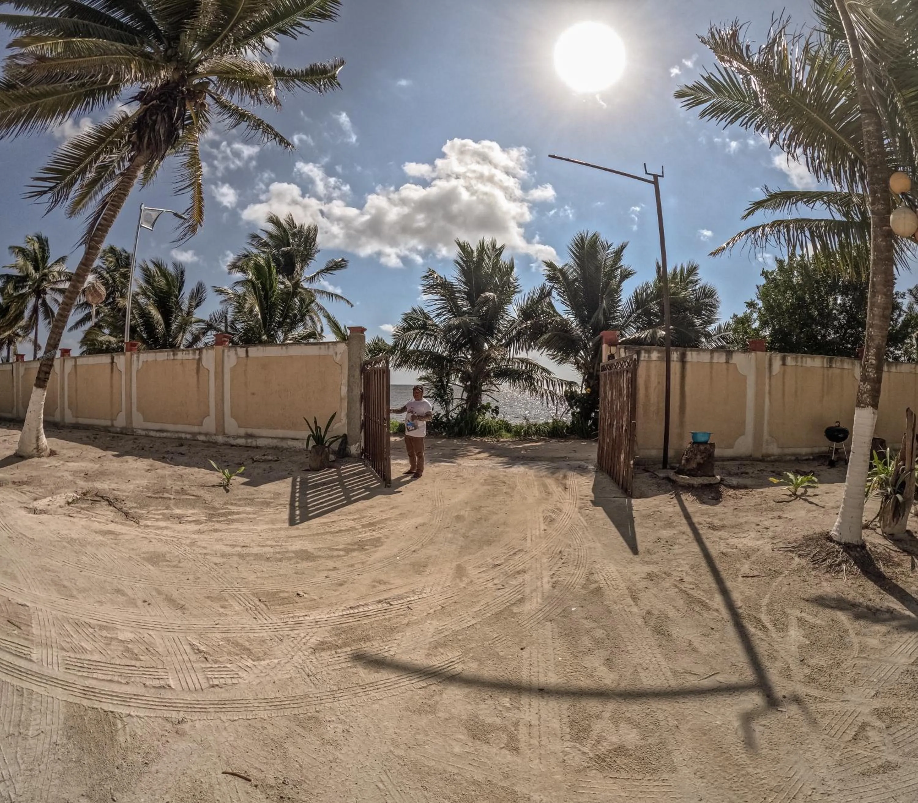 Facade/entrance in Caribbean Casa Blanca