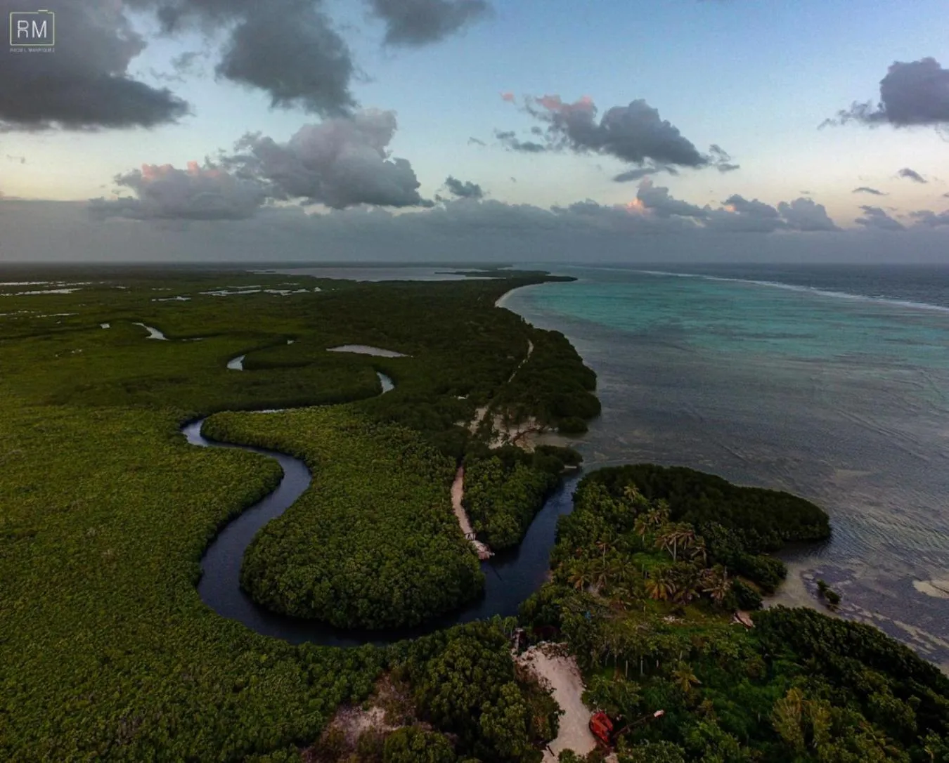 Natural landscape in Caribbean Casa Blanca