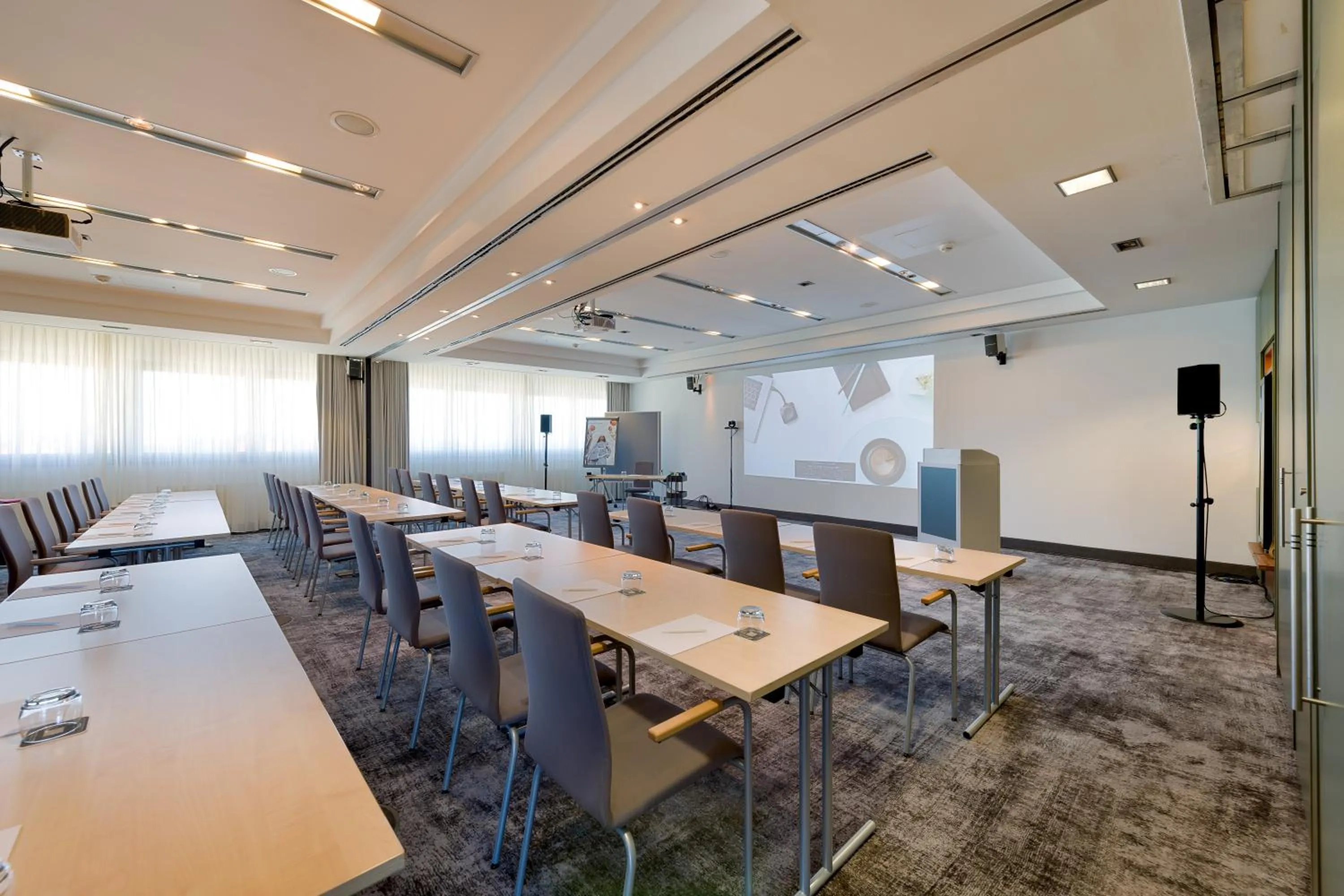 Meeting/conference room in Mercure Hotel Hannover Mitte
