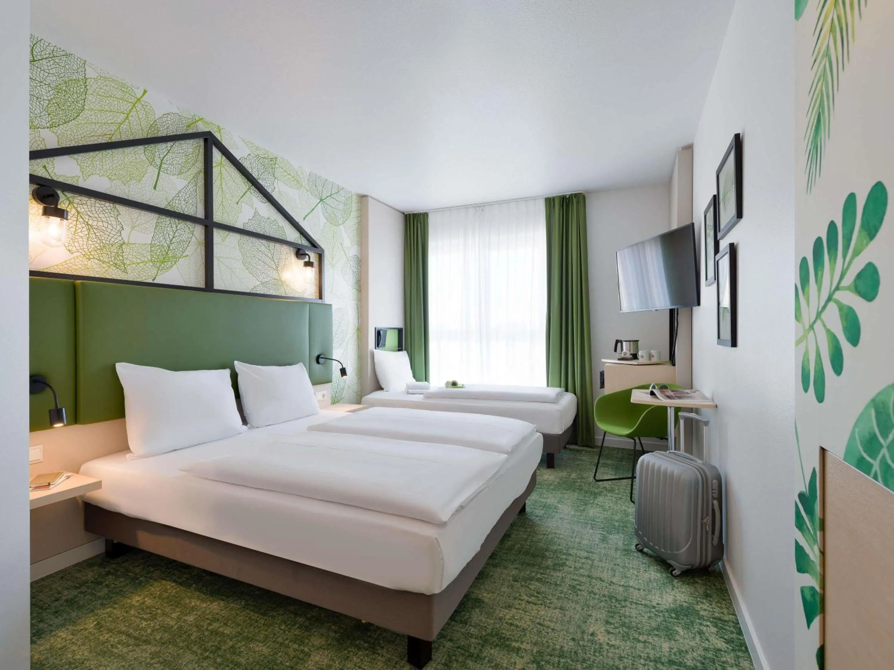 Bedroom, Bed in Mercure Hotel Hannover Mitte