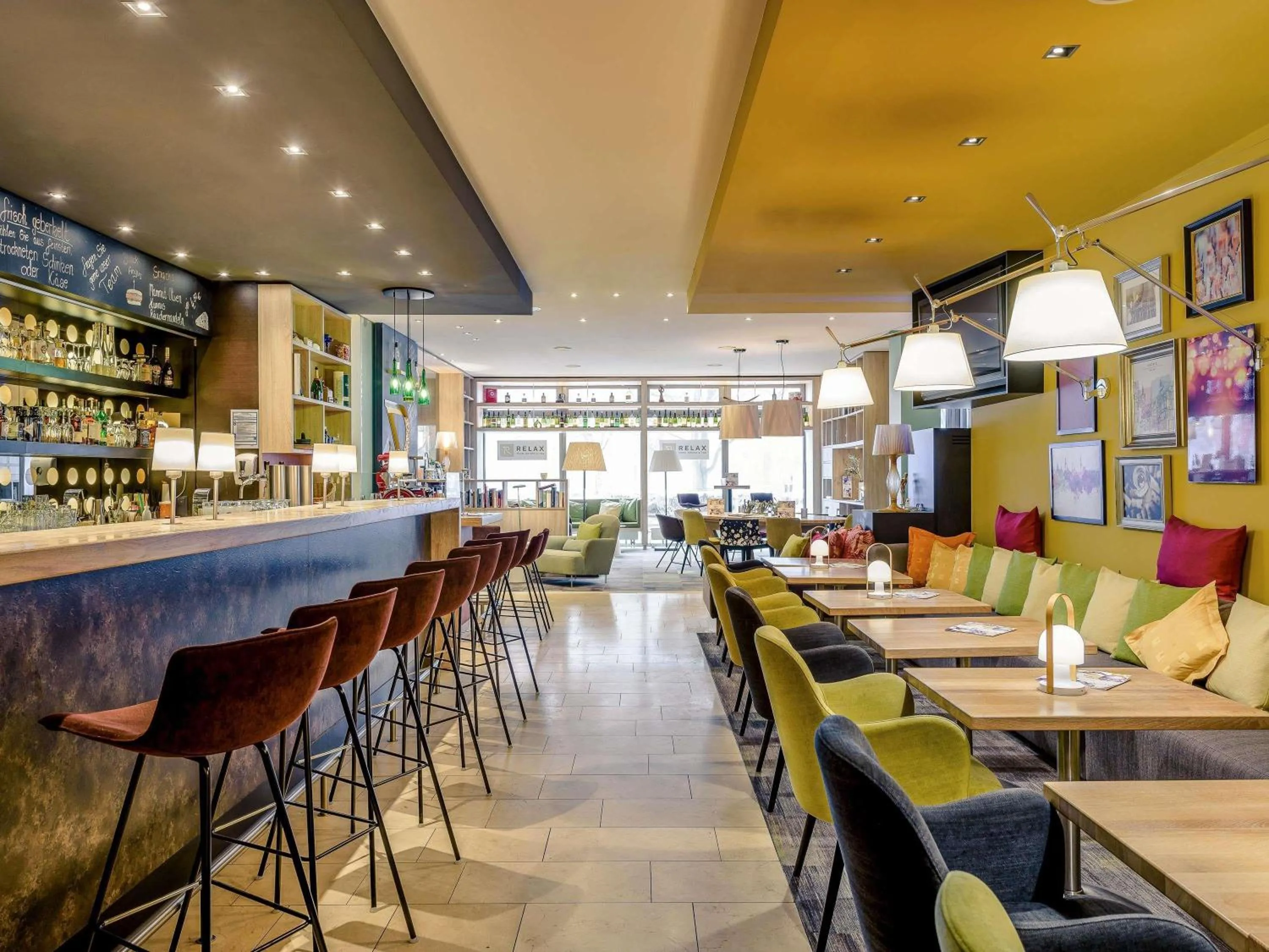 Lounge or bar in Mercure Hotel Hannover Mitte