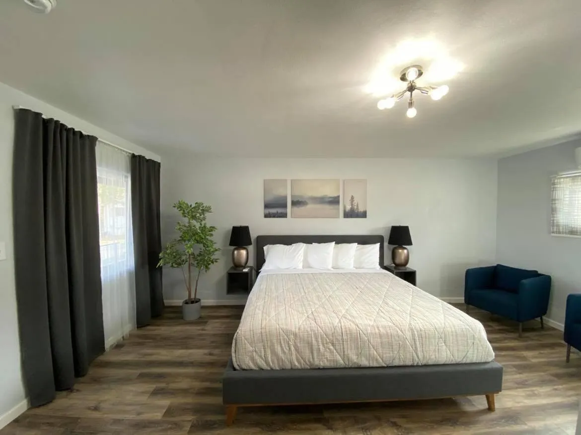 Bed in Veda Inn & Cottages