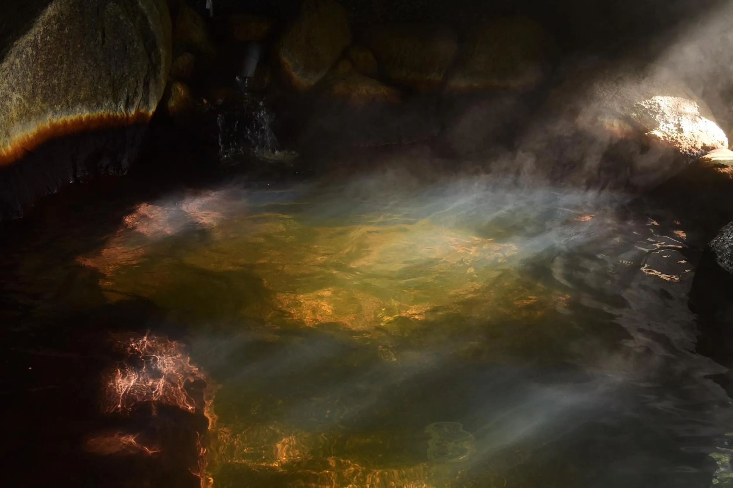 Hot Spring Bath in Kohanyu