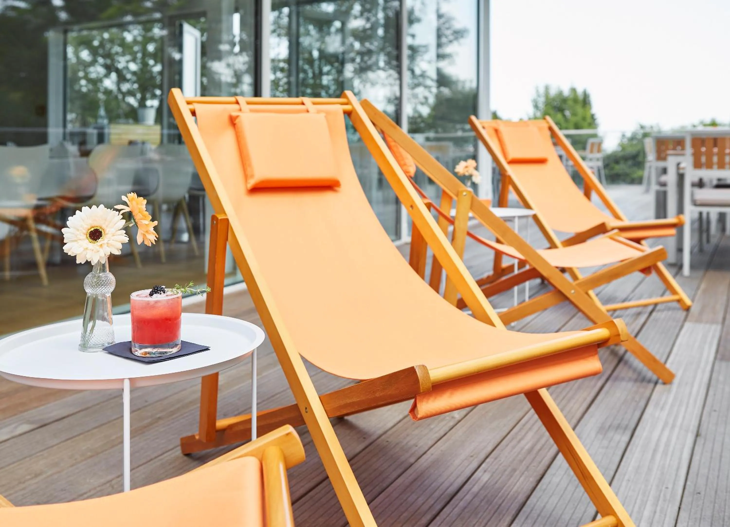 Restaurant/places to eat in SCOTTY & EMILY Hotel Ulm