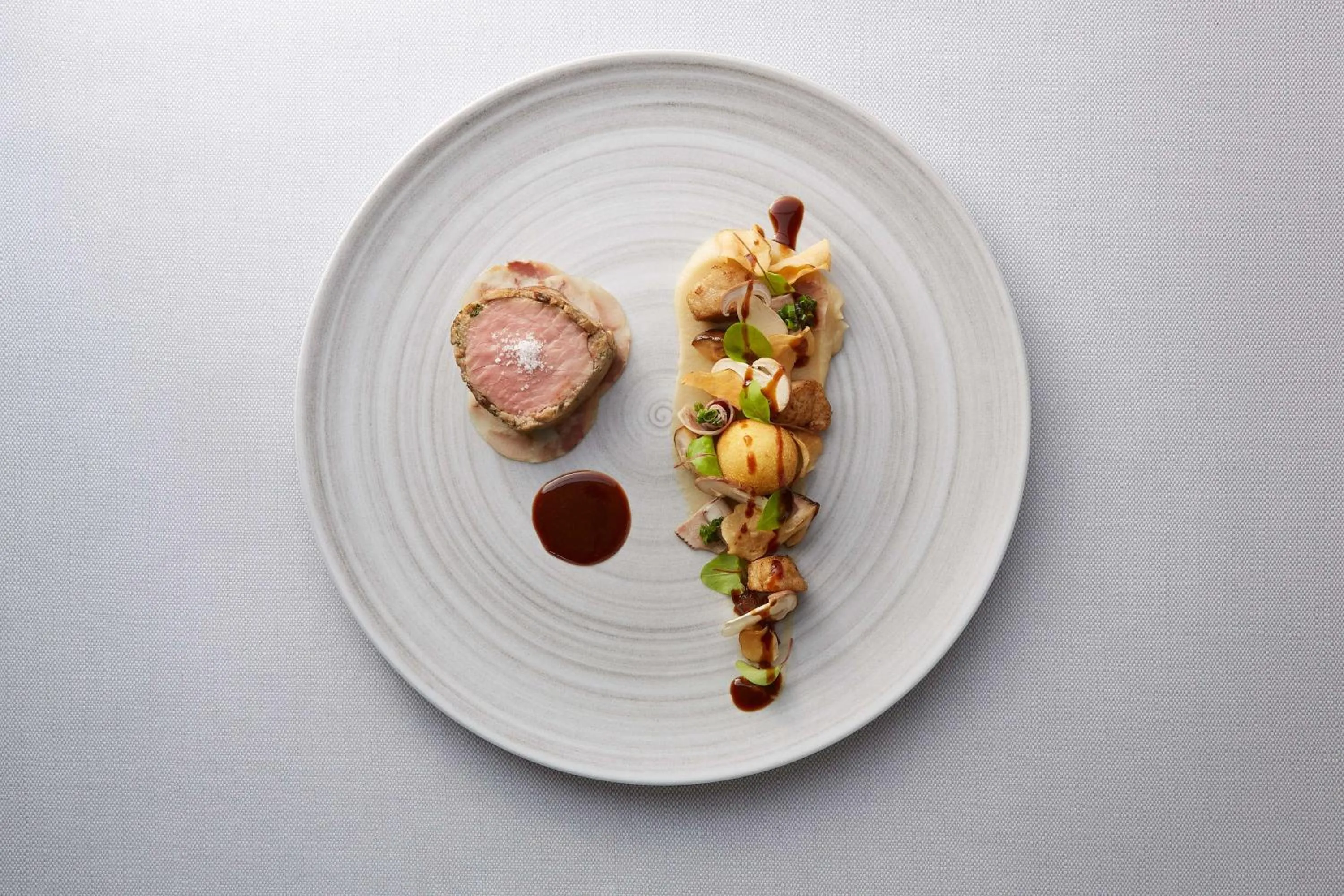 Food and drinks in SCOTTY & EMILY Hotel Ulm