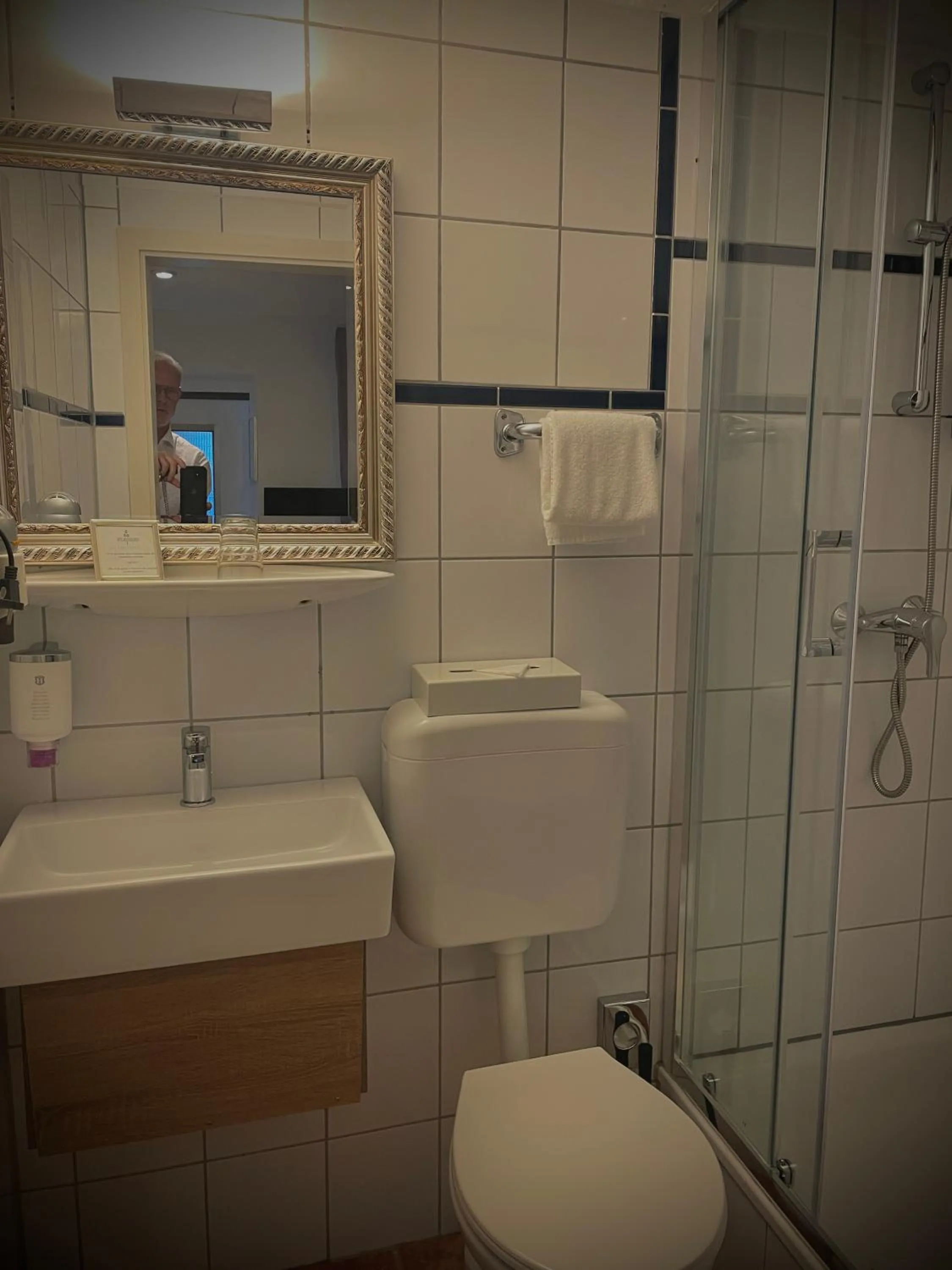 Bathroom in Hotel Am Volksgarten