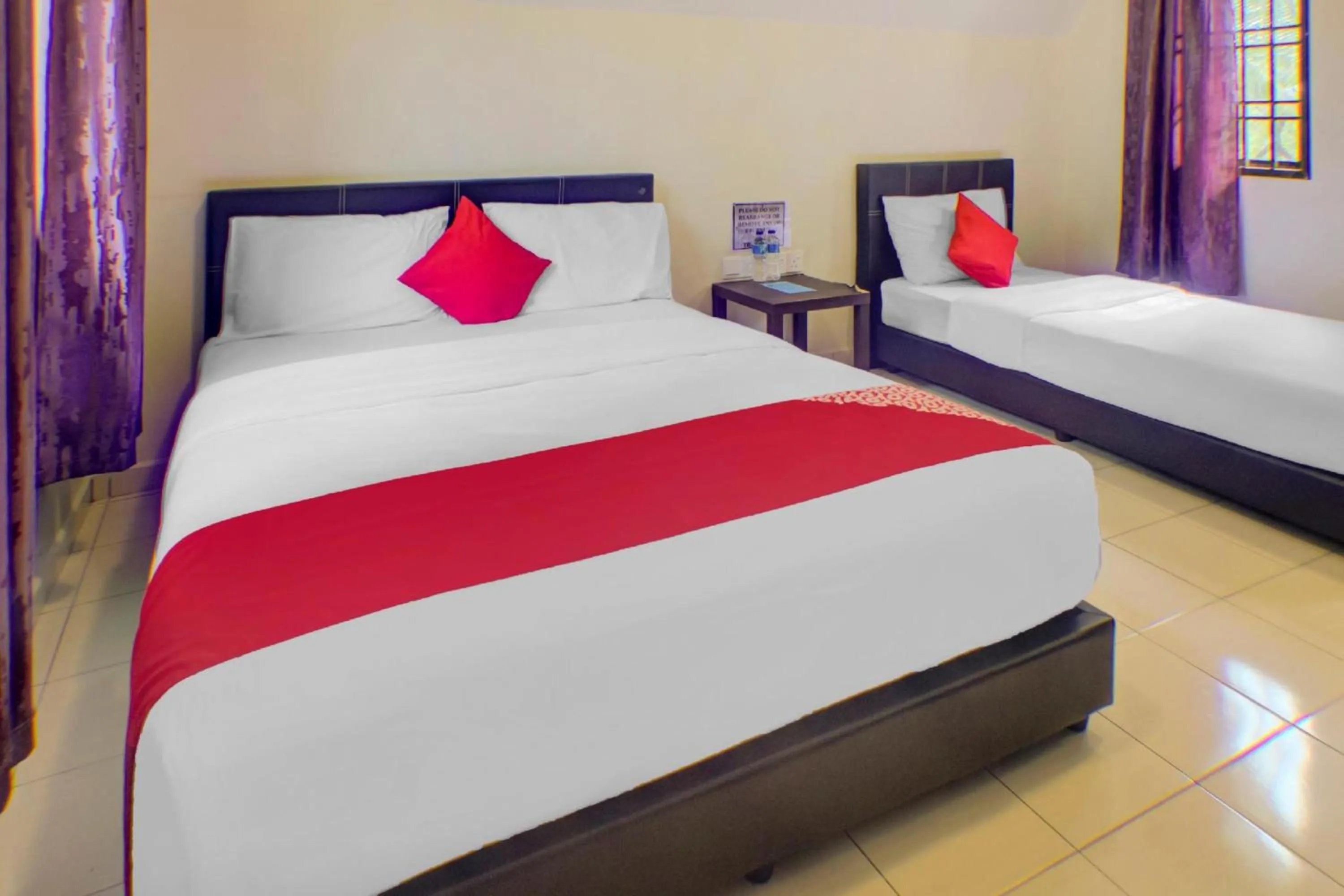 Photo of the whole room, Bed in Hotel O Sedili Inn Resort