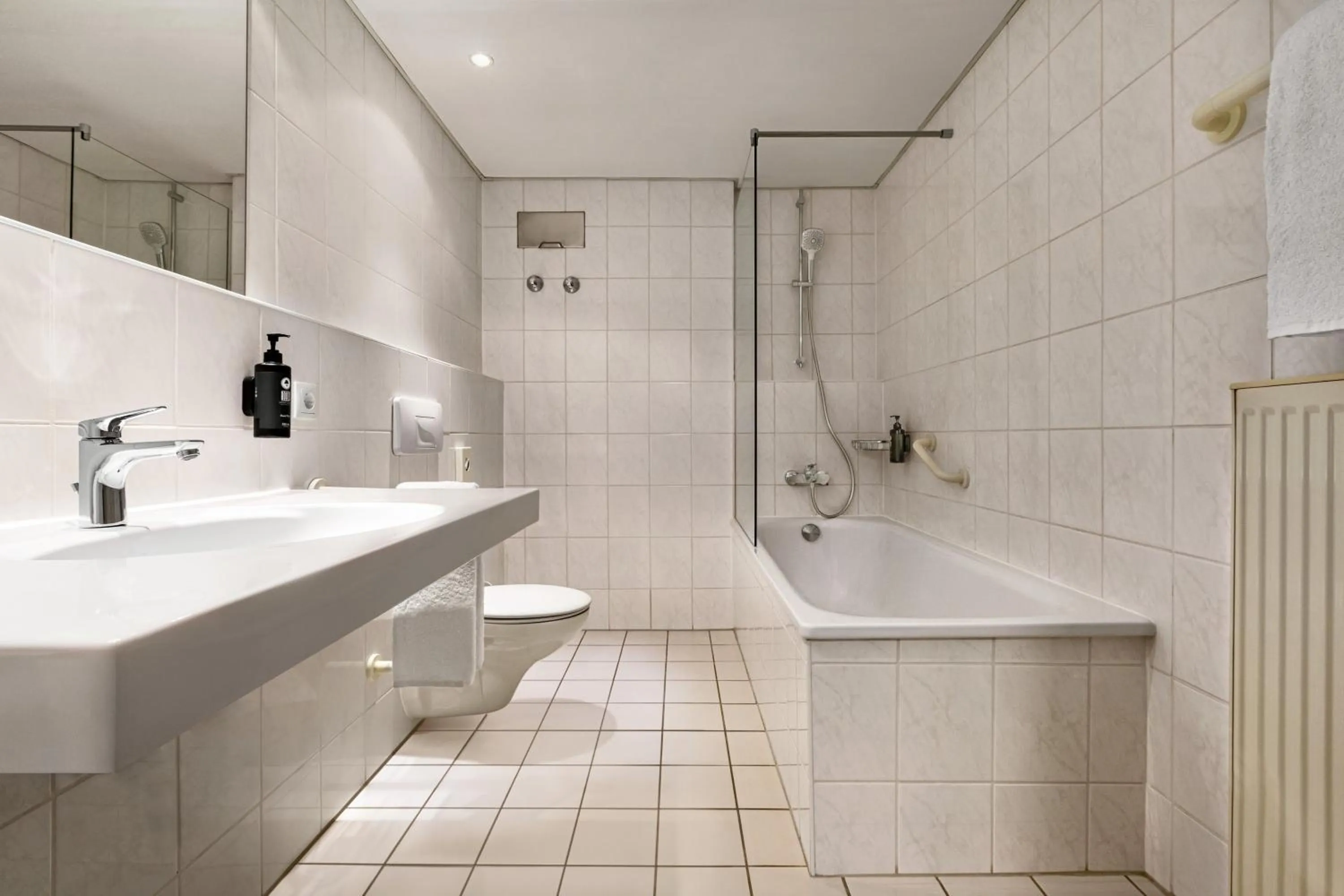 Bathroom in Ramada by Wyndham Halle-Leipzig