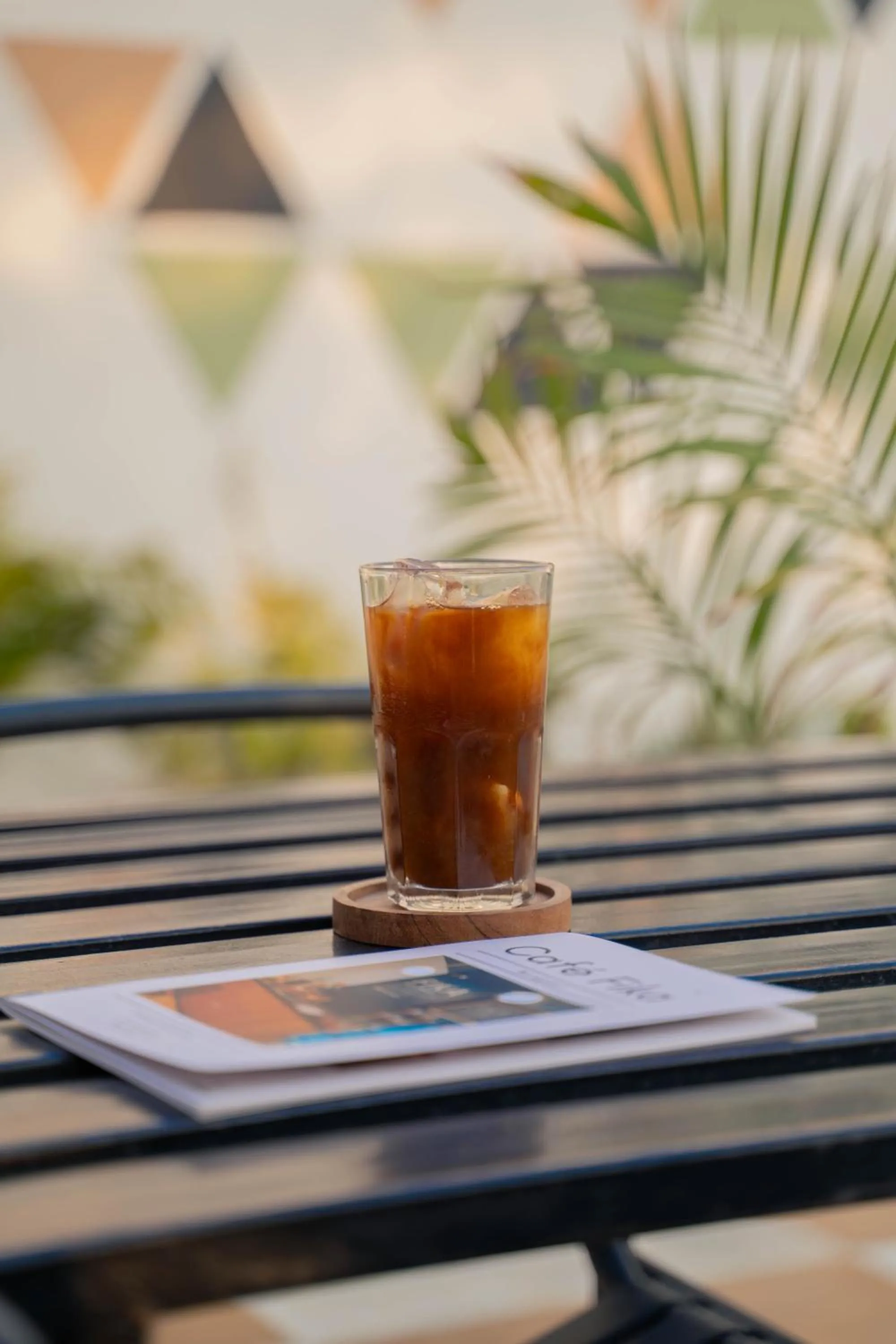 Restaurant/places to eat in Minimalist Poshtel & Suites