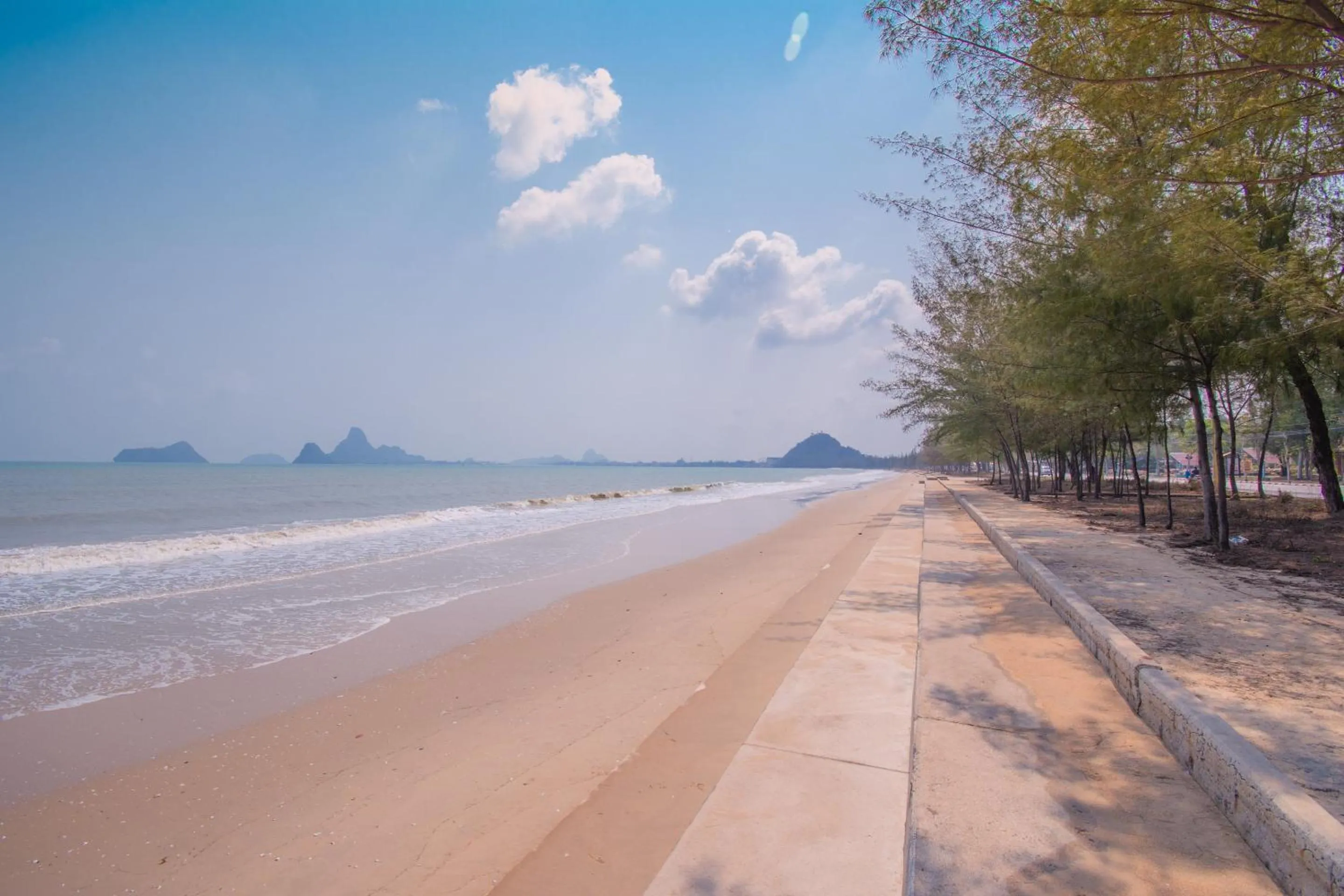 Nearby landmark in Koh Lak Resort