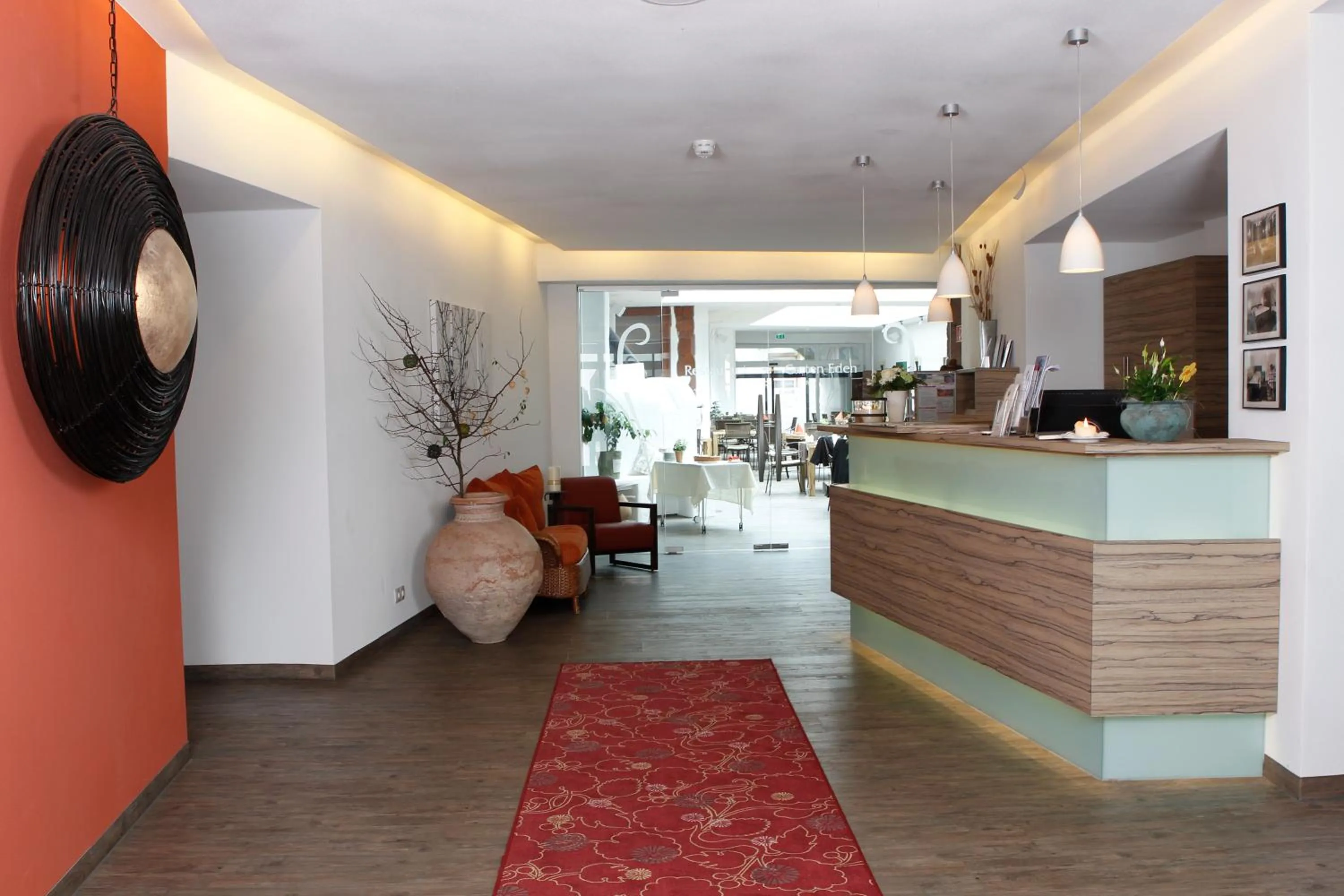 Communal lounge/ TV room in Hotel-Restaurant Pfälzer Hof