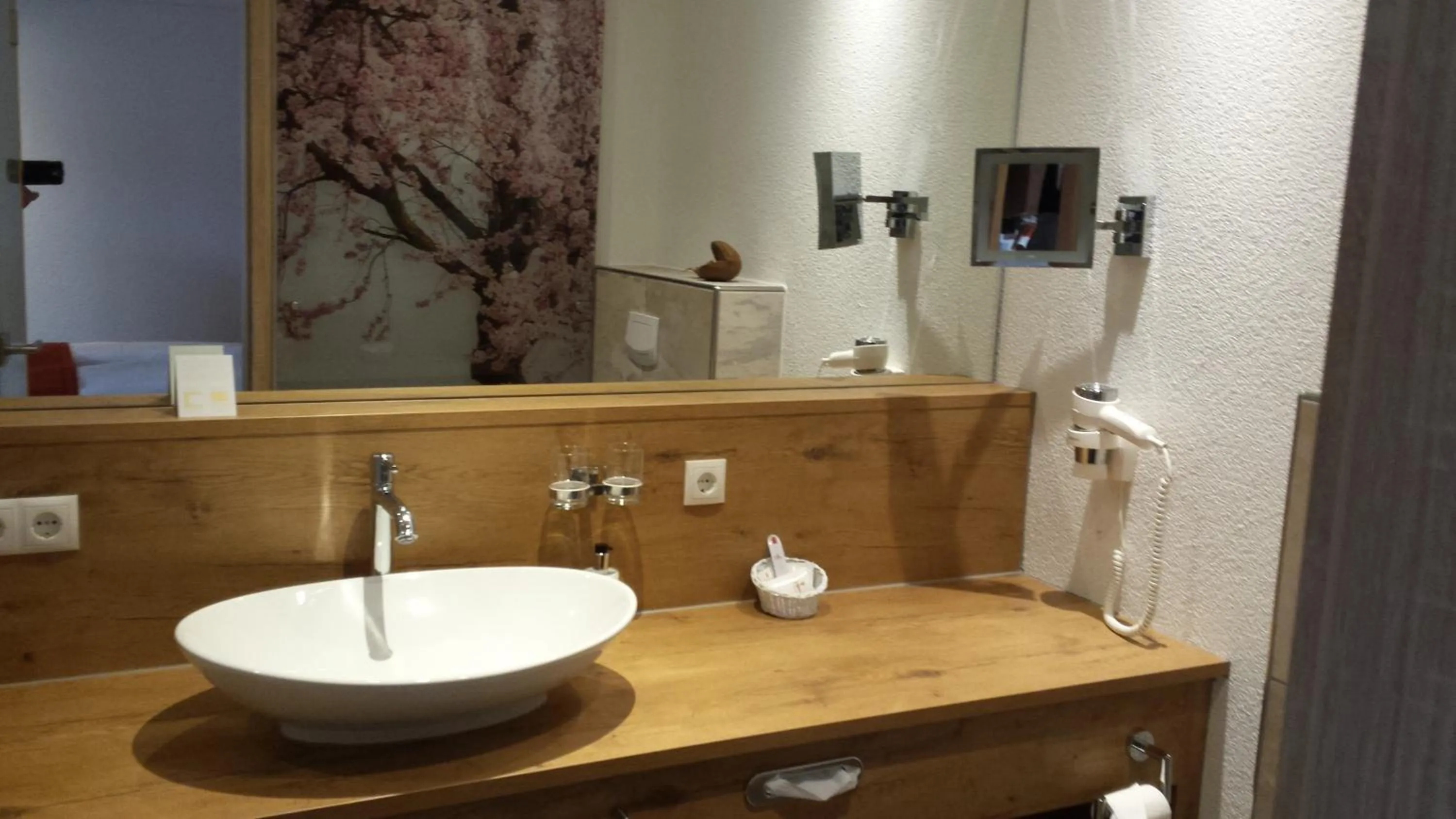 Bathroom in Hotel-Restaurant Pfälzer Hof