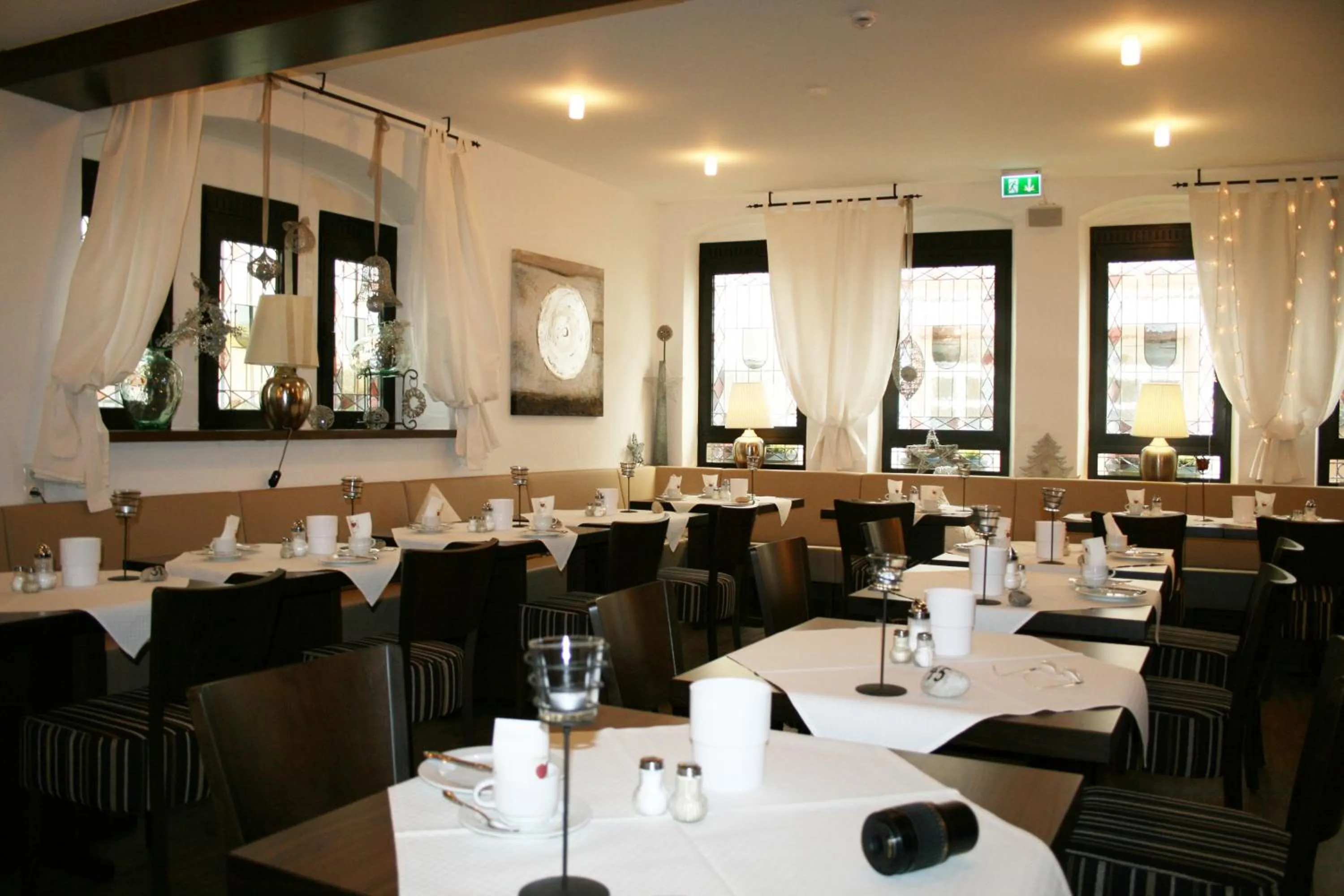Dining area in Hotel-Restaurant Pfälzer Hof
