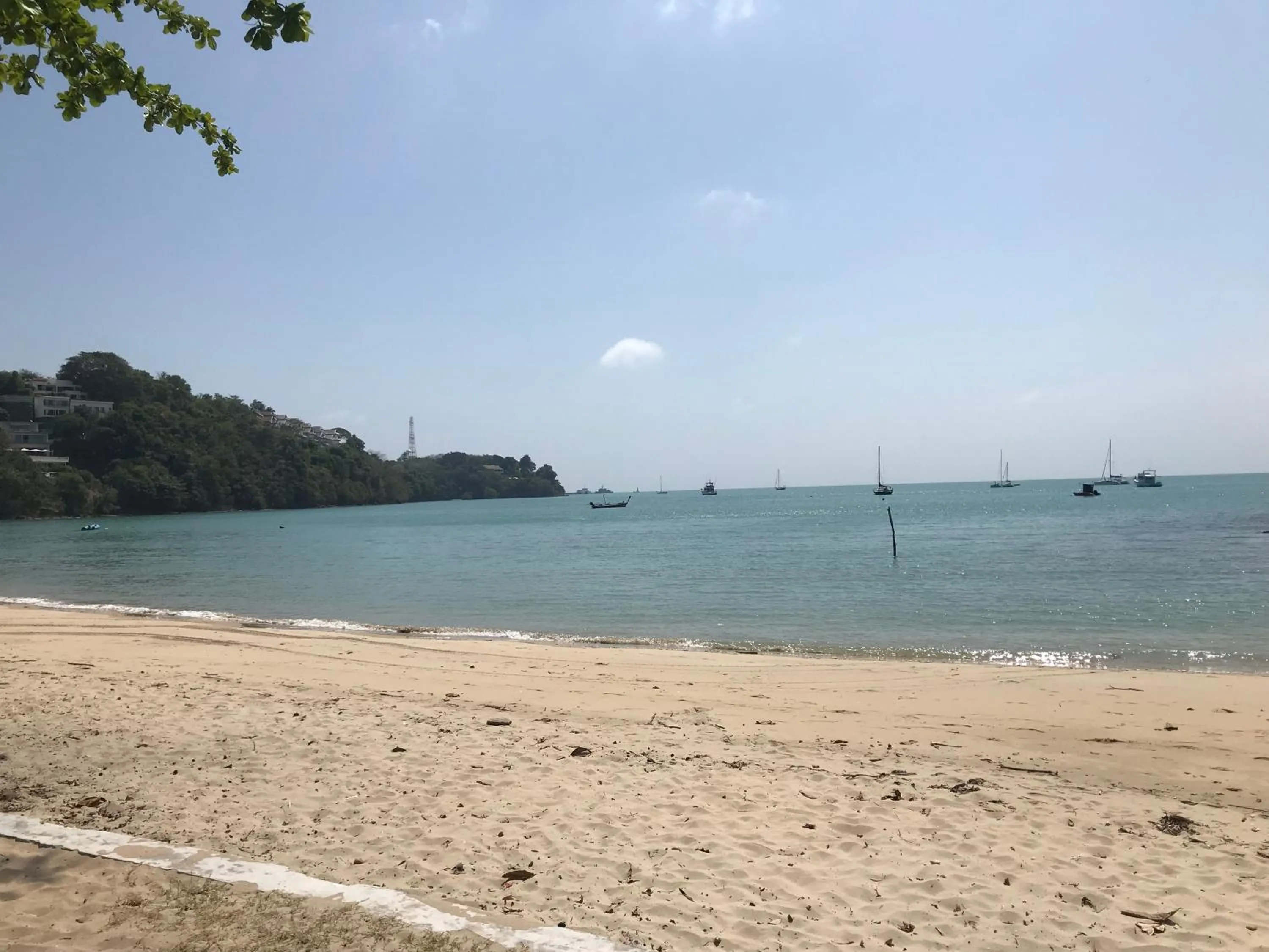 Nearby landmark in Cafe'@luv22