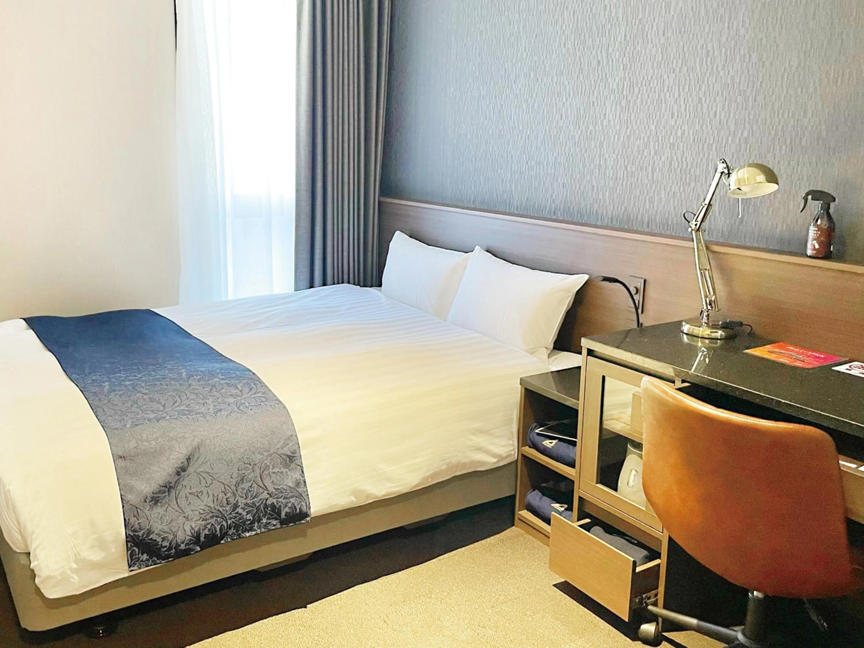 Photo of the whole room, Bed in Hotel Abest Grande Takatsuki