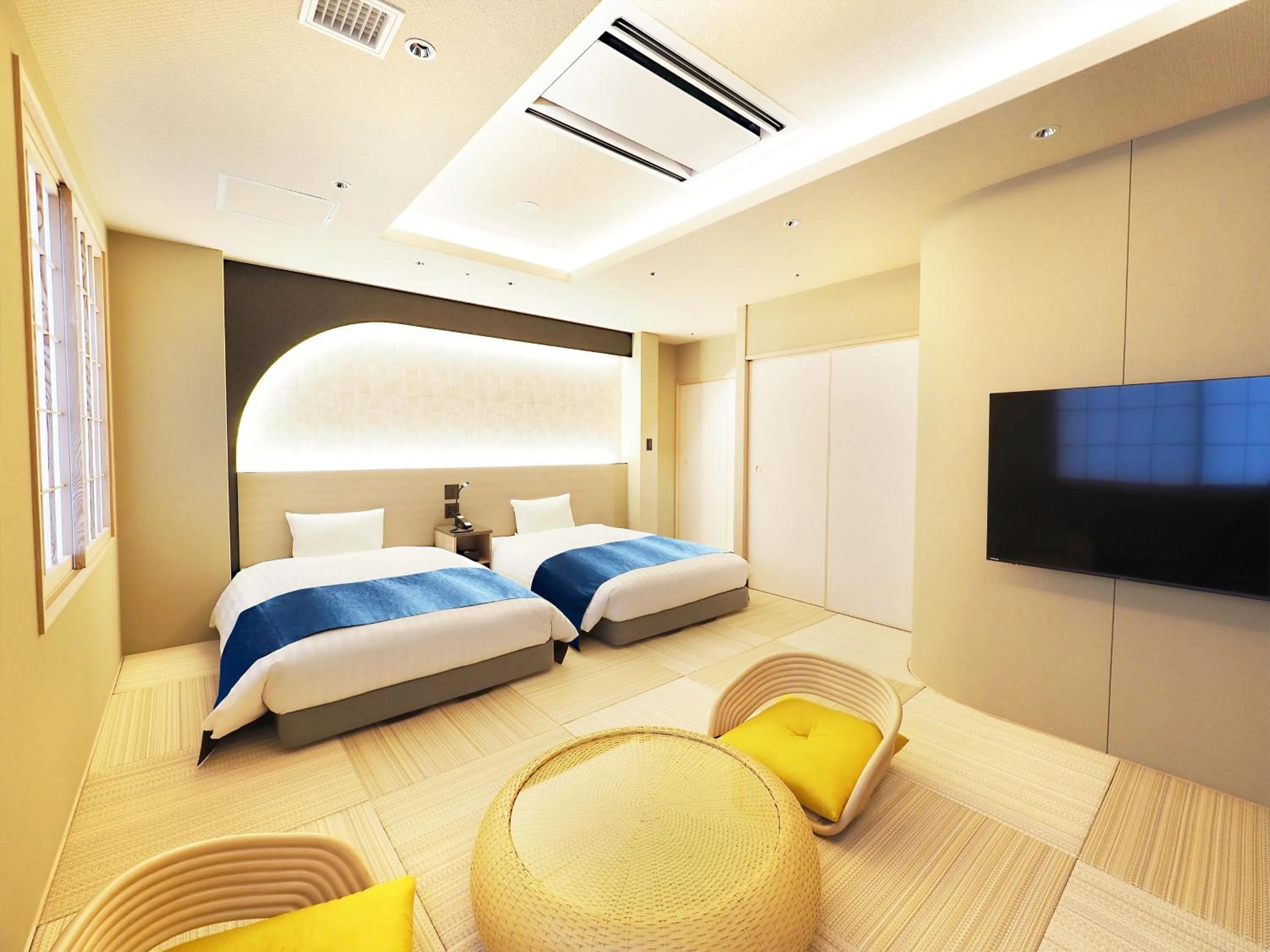 Photo of the whole room, Bed in Hotel Abest Grande Takatsuki