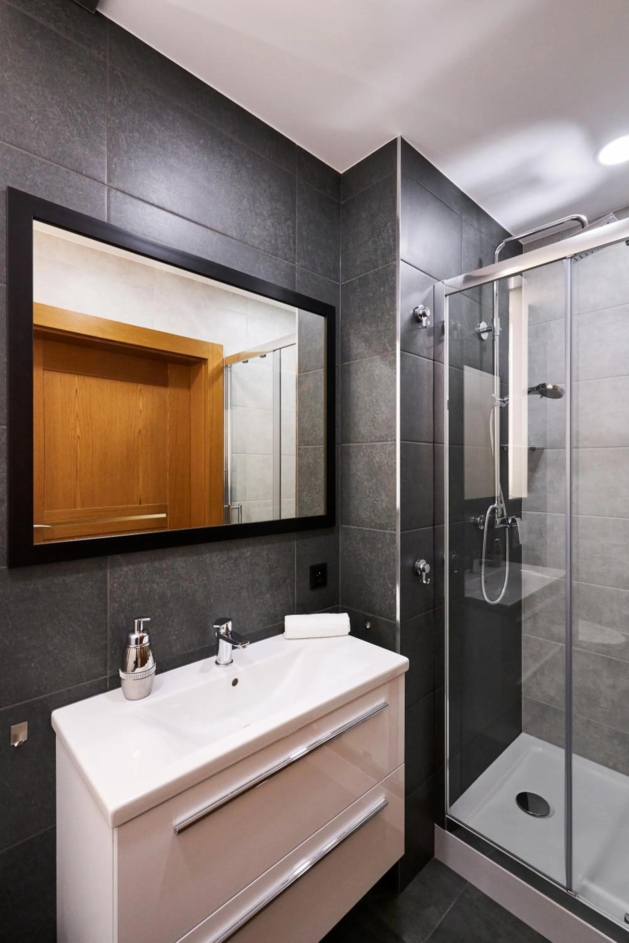 Bathroom in Prestige Apartamenty VINCI Centrum