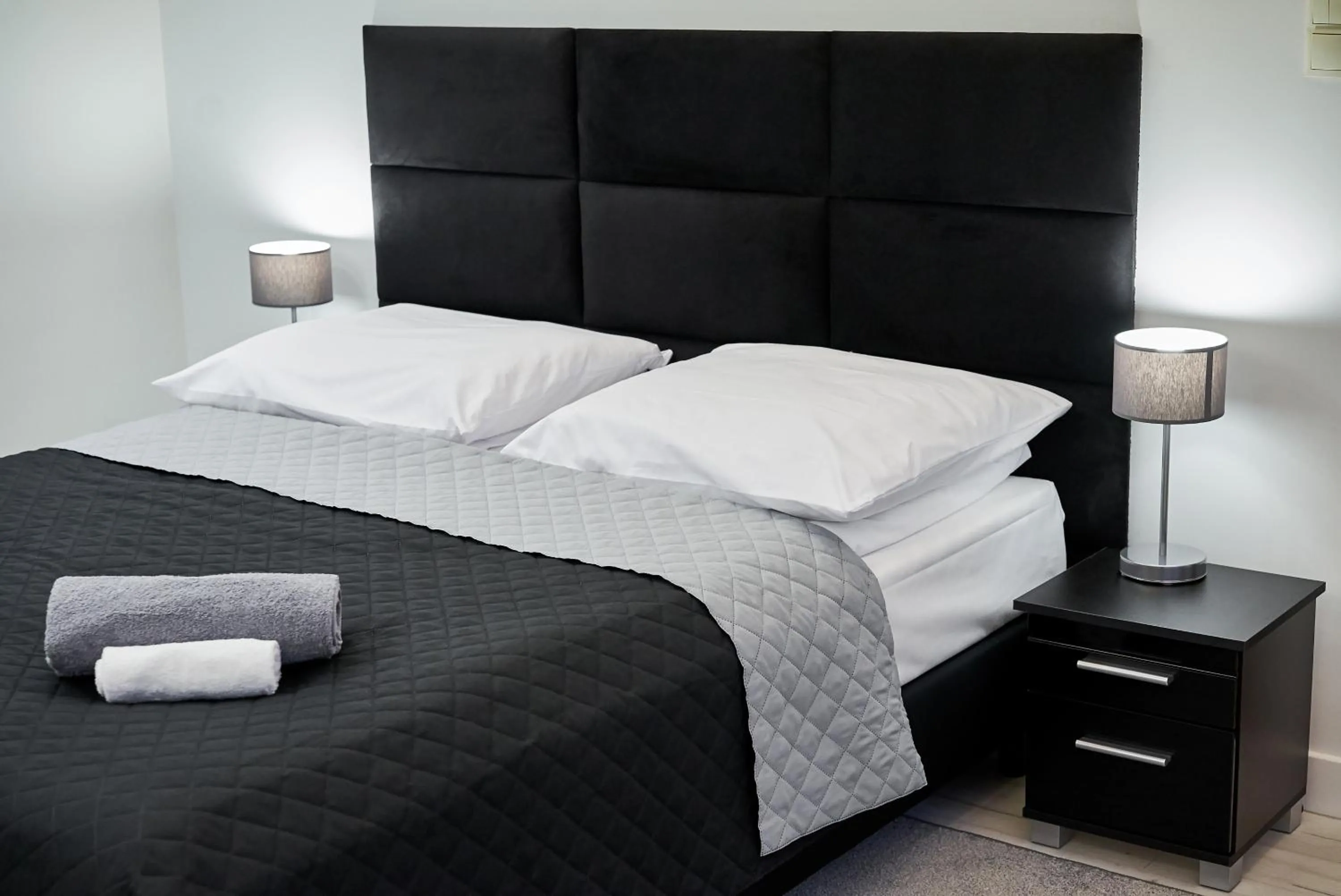Bed in Prestige Apartamenty VINCI Centrum