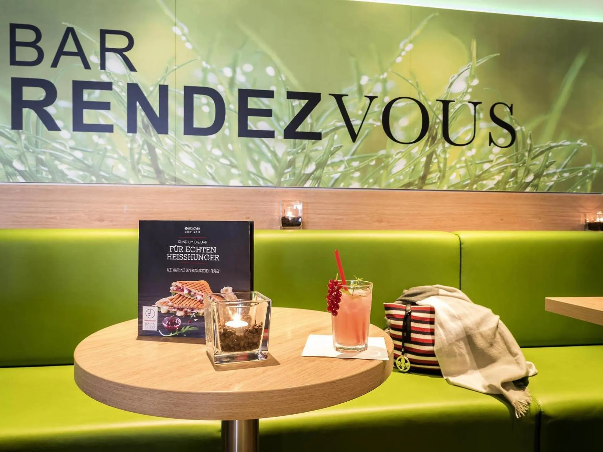 Lounge or bar in ibis Koblenz City