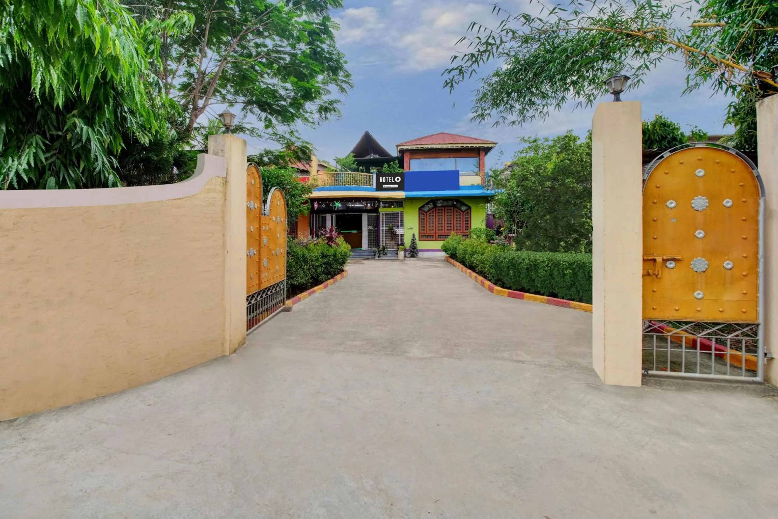 Facade/entrance in Super Hotel O Gorchuk Guwahati
