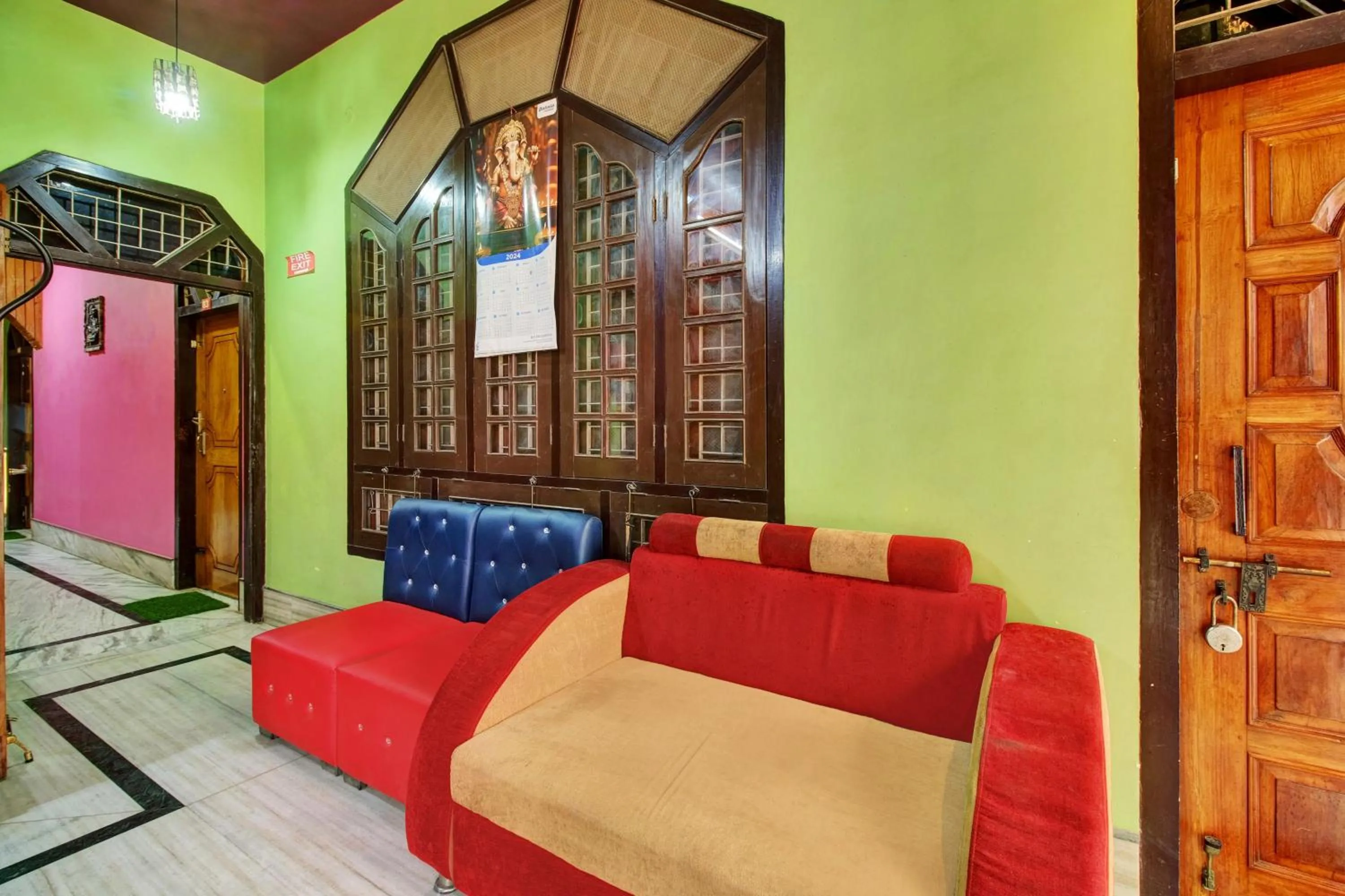 Lobby or reception in Super Hotel O Gorchuk Guwahati