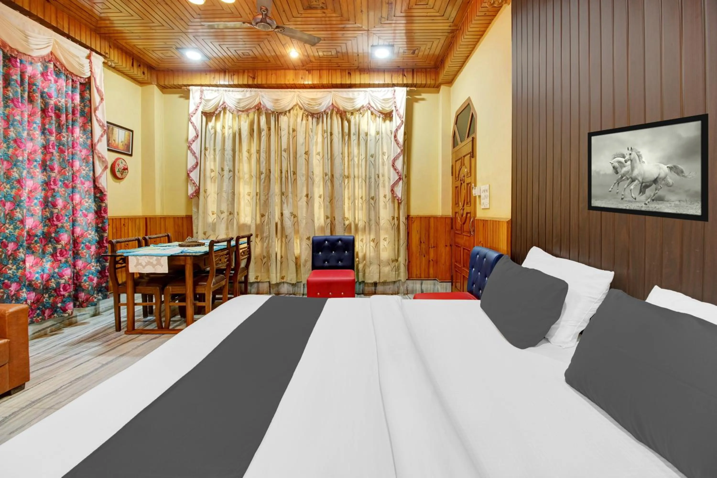 Bedroom, Bed in Super Hotel O Gorchuk Guwahati