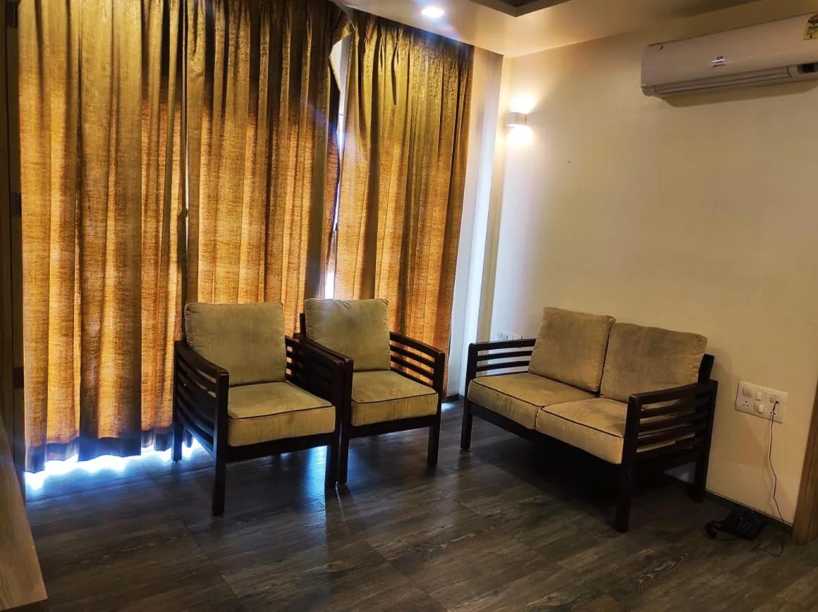 Living room in Hotel Manasi Royal