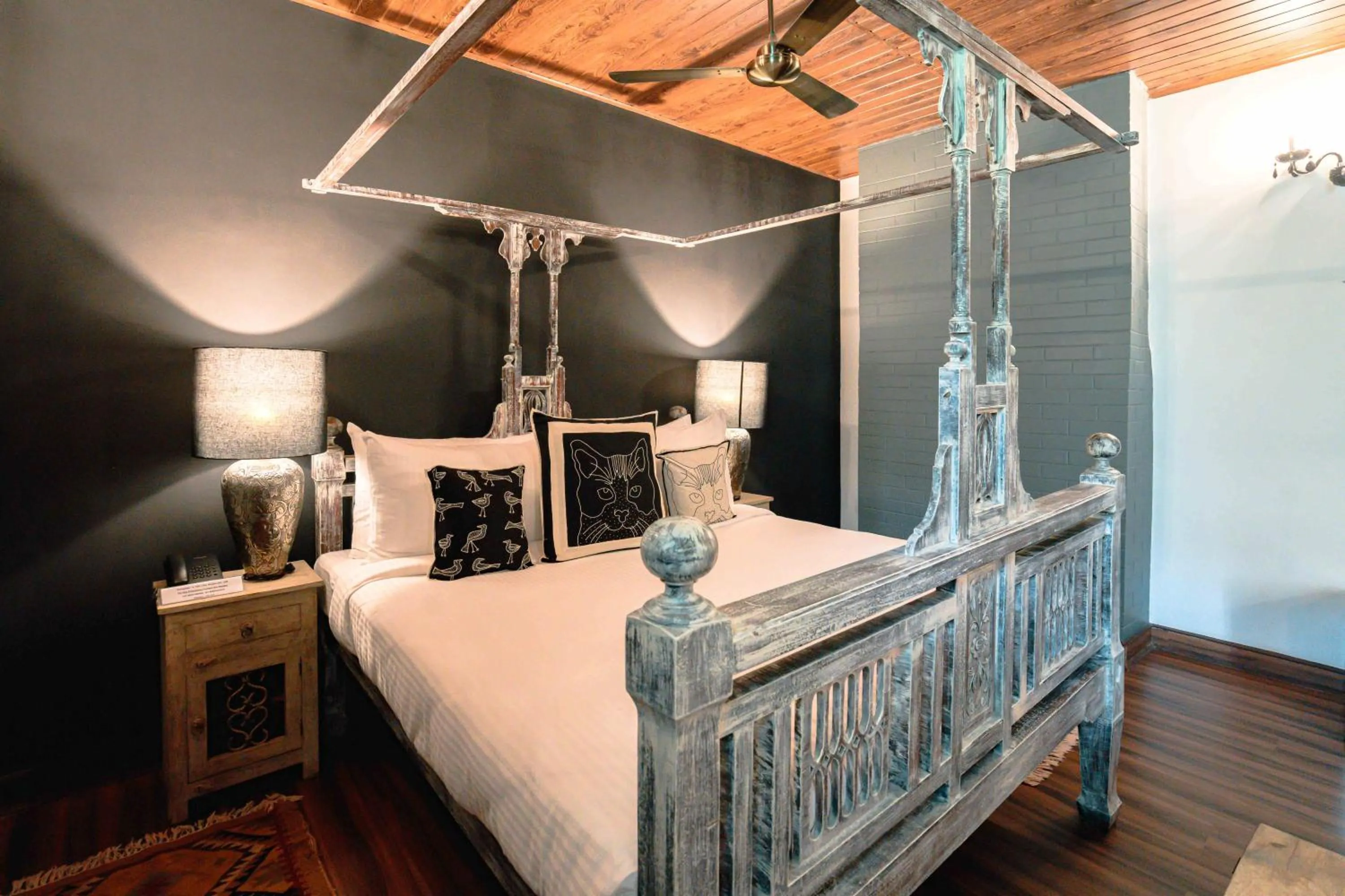 Bed in The Temi Bungalow South Sikkim