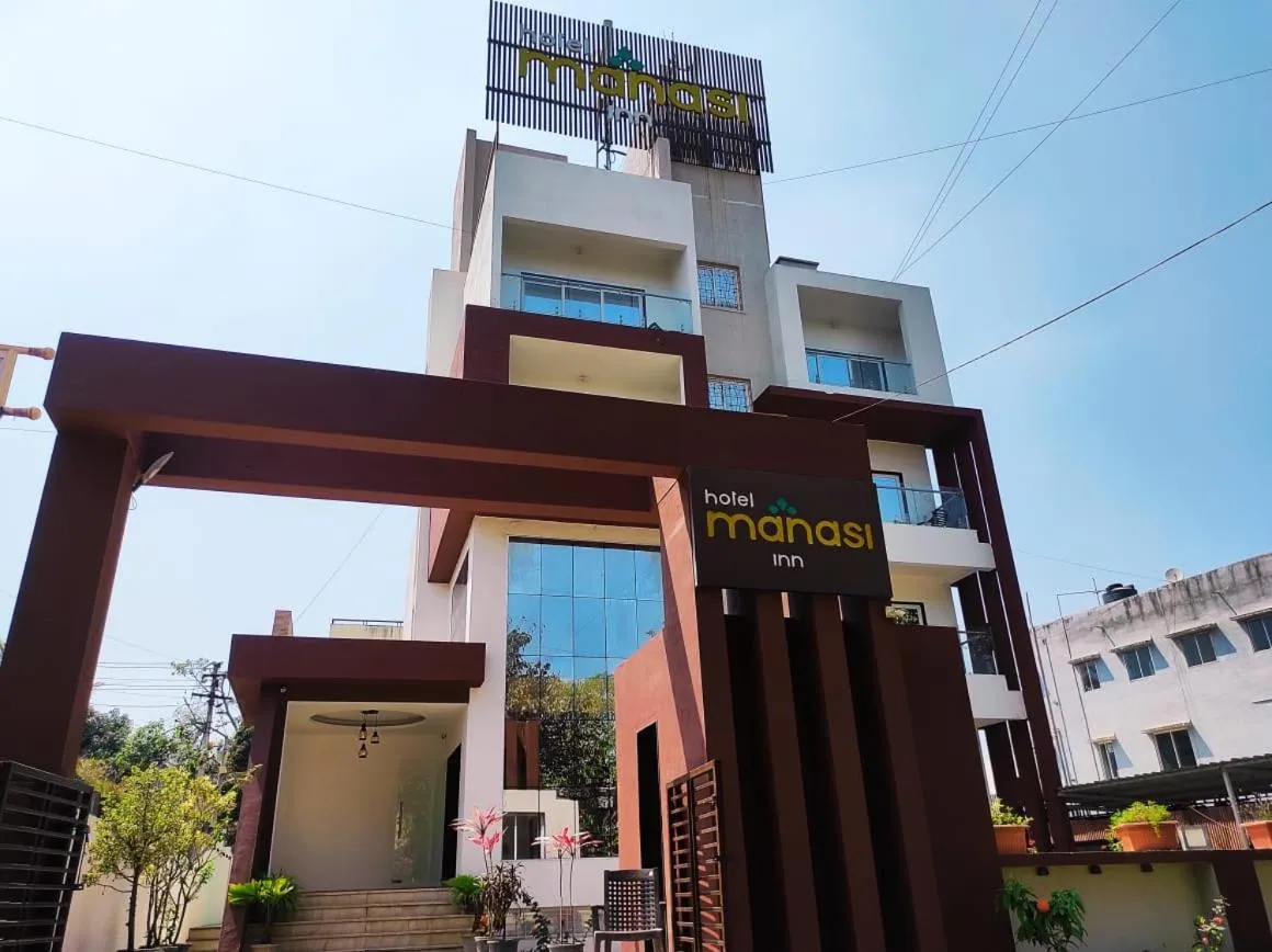 Property building in Hotel Manasi INN