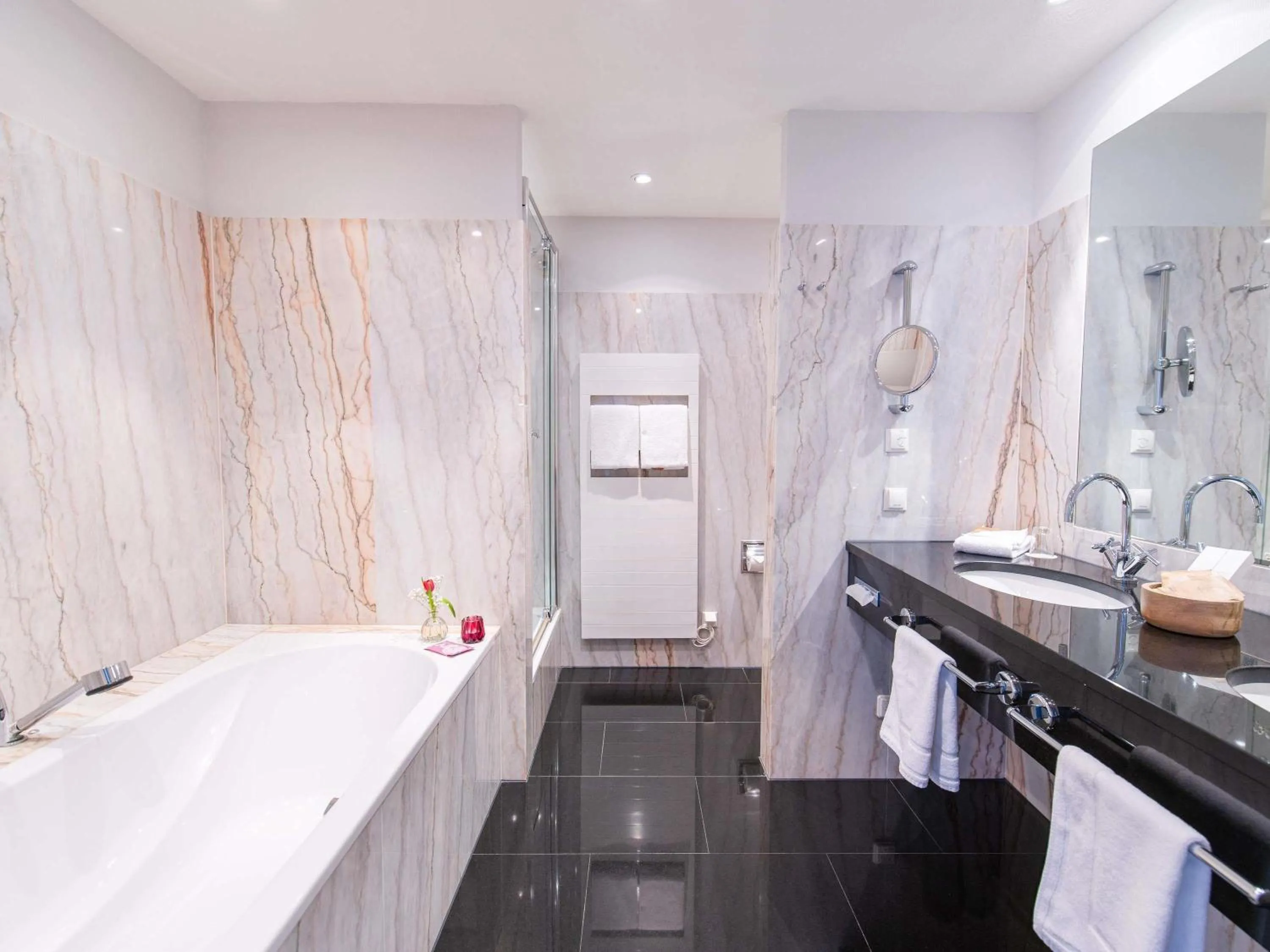 Bedroom in Mercure Hotel Riesa Dresden Elbland